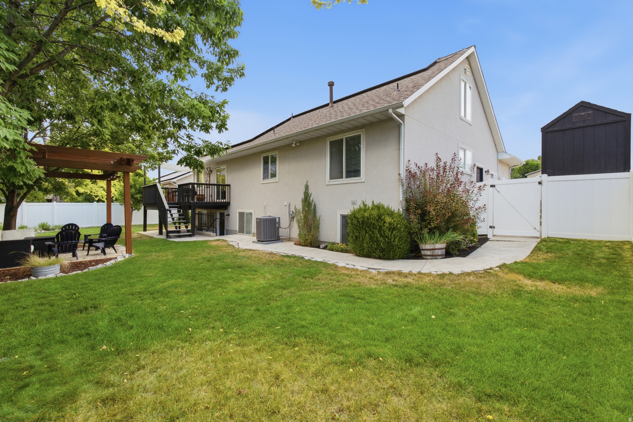 main property photo 48