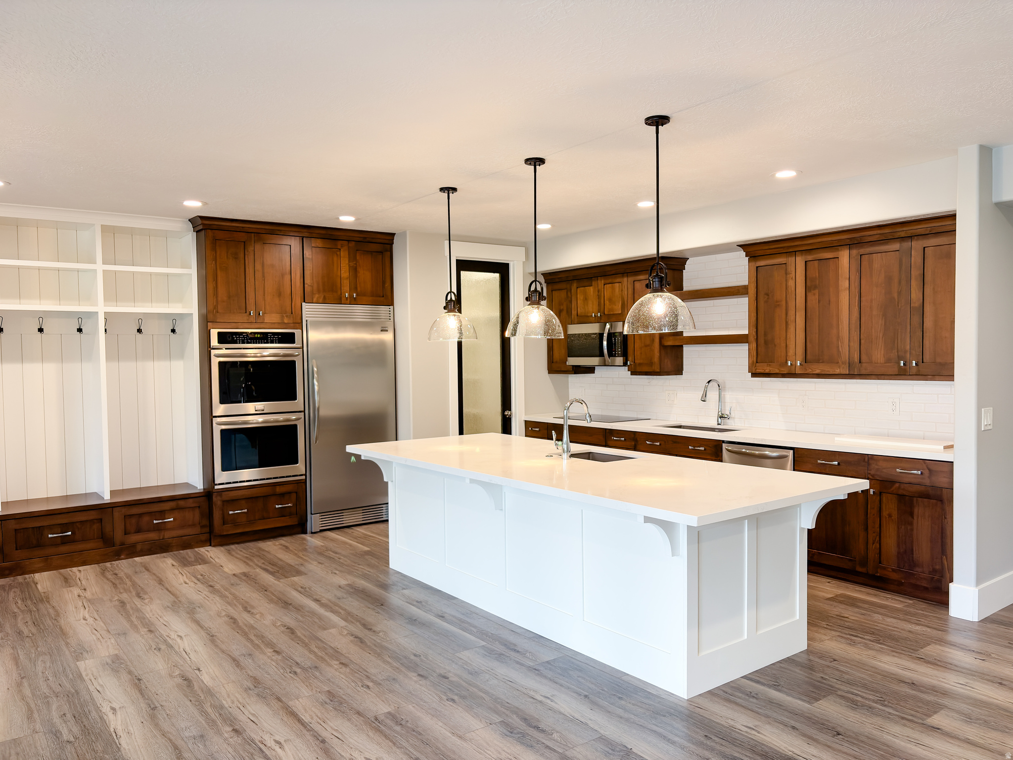 main property photo 45