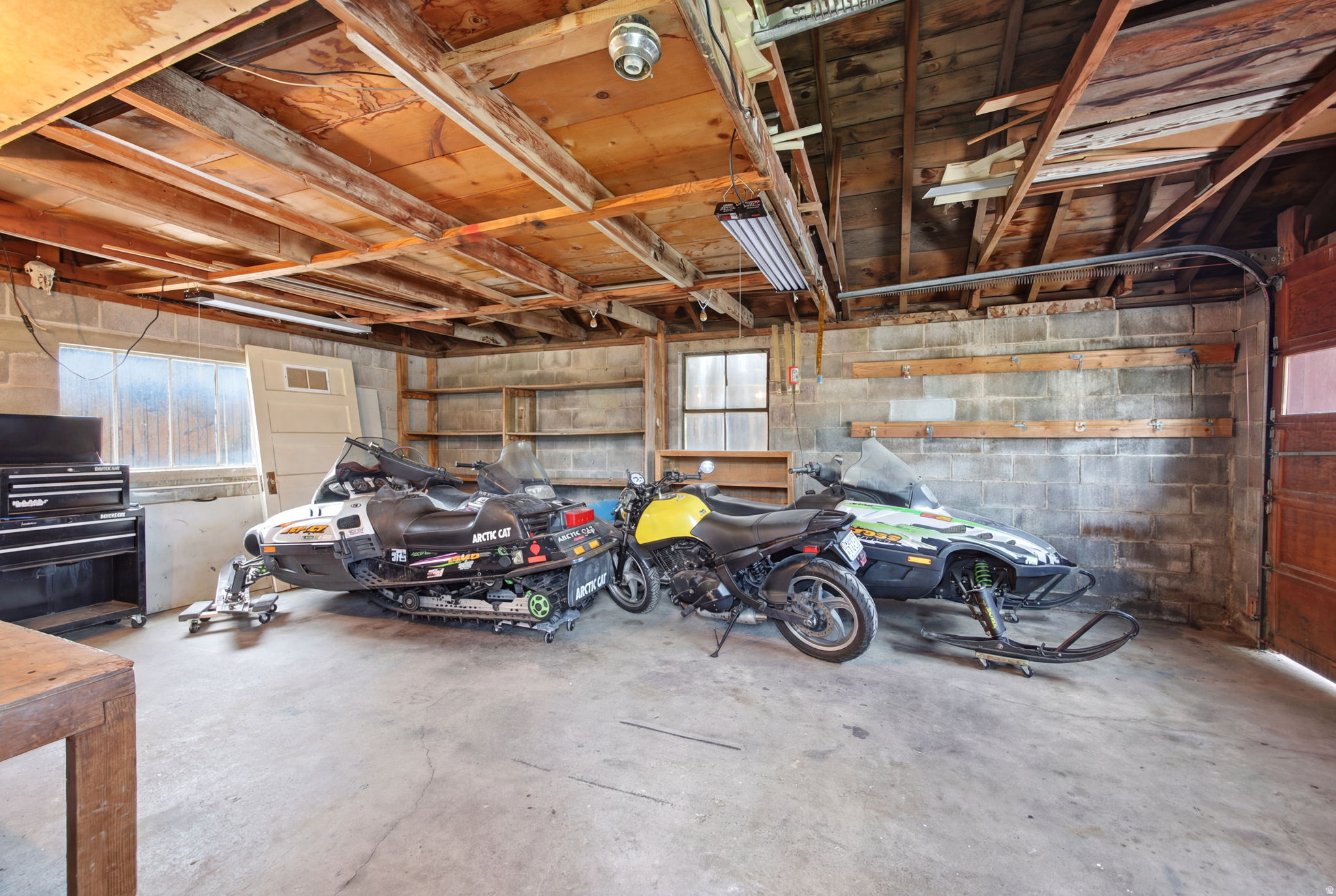 main property photo 12