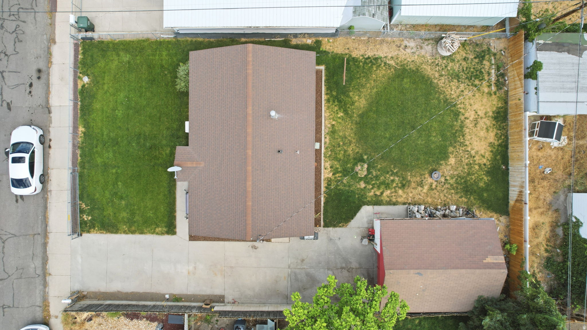 main property photo 18