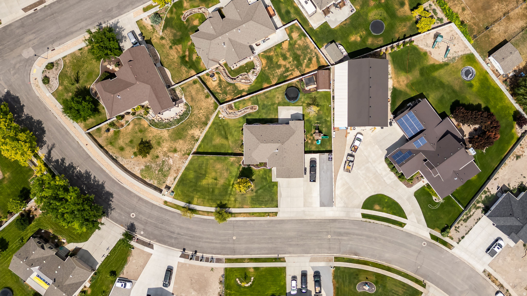 main property photo 42