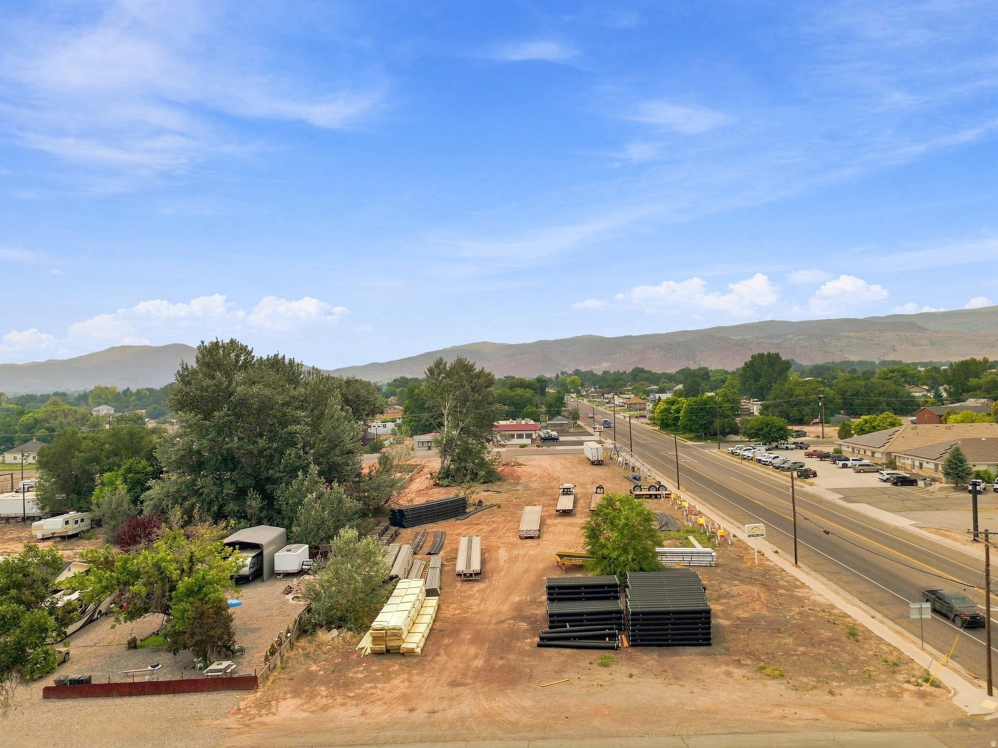 main property photo 4