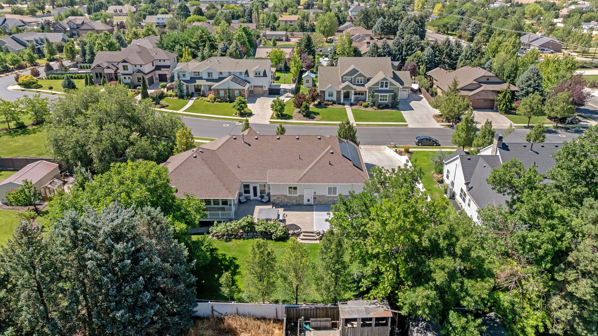 main property photo 64