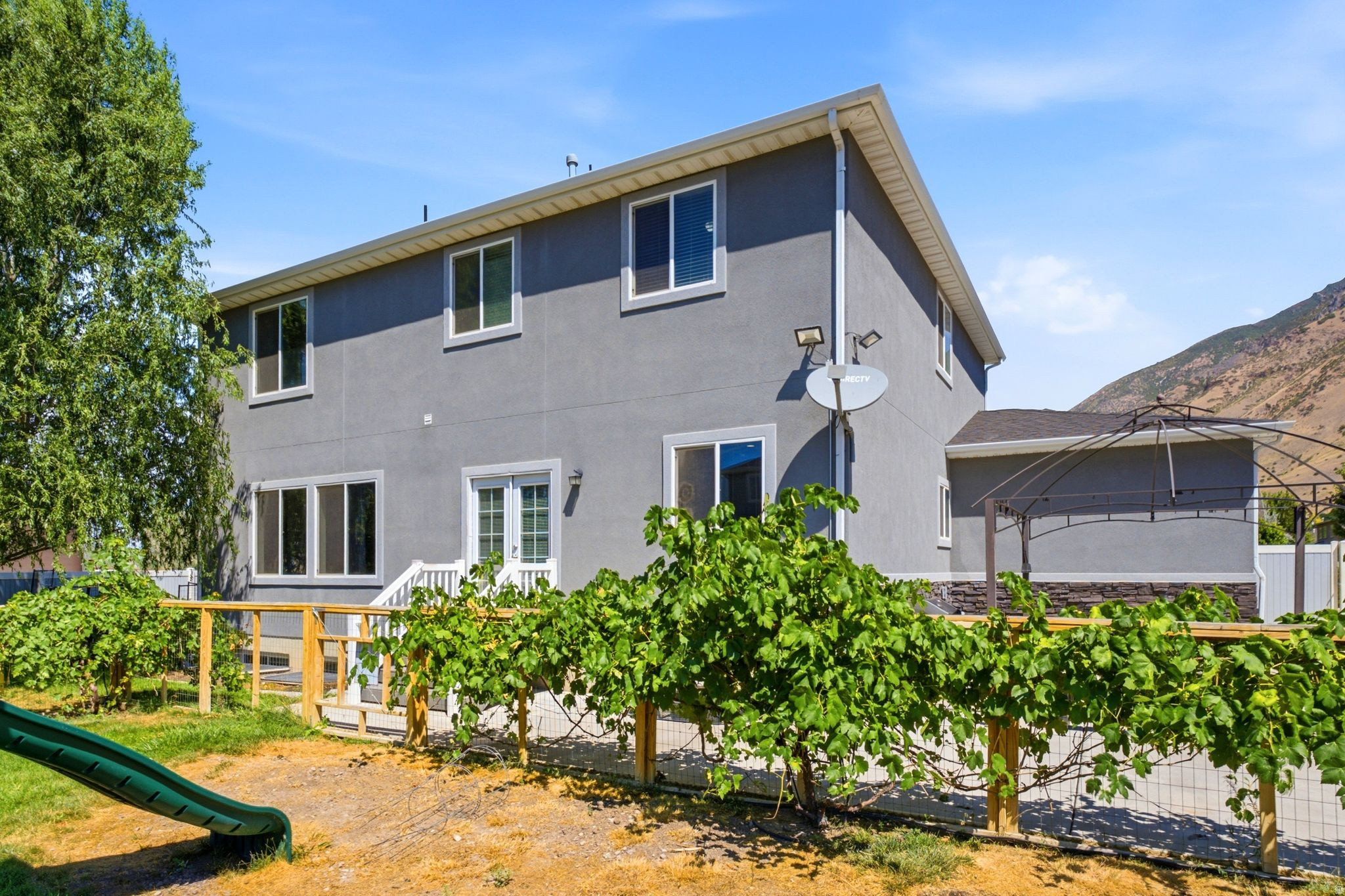 main property photo 46