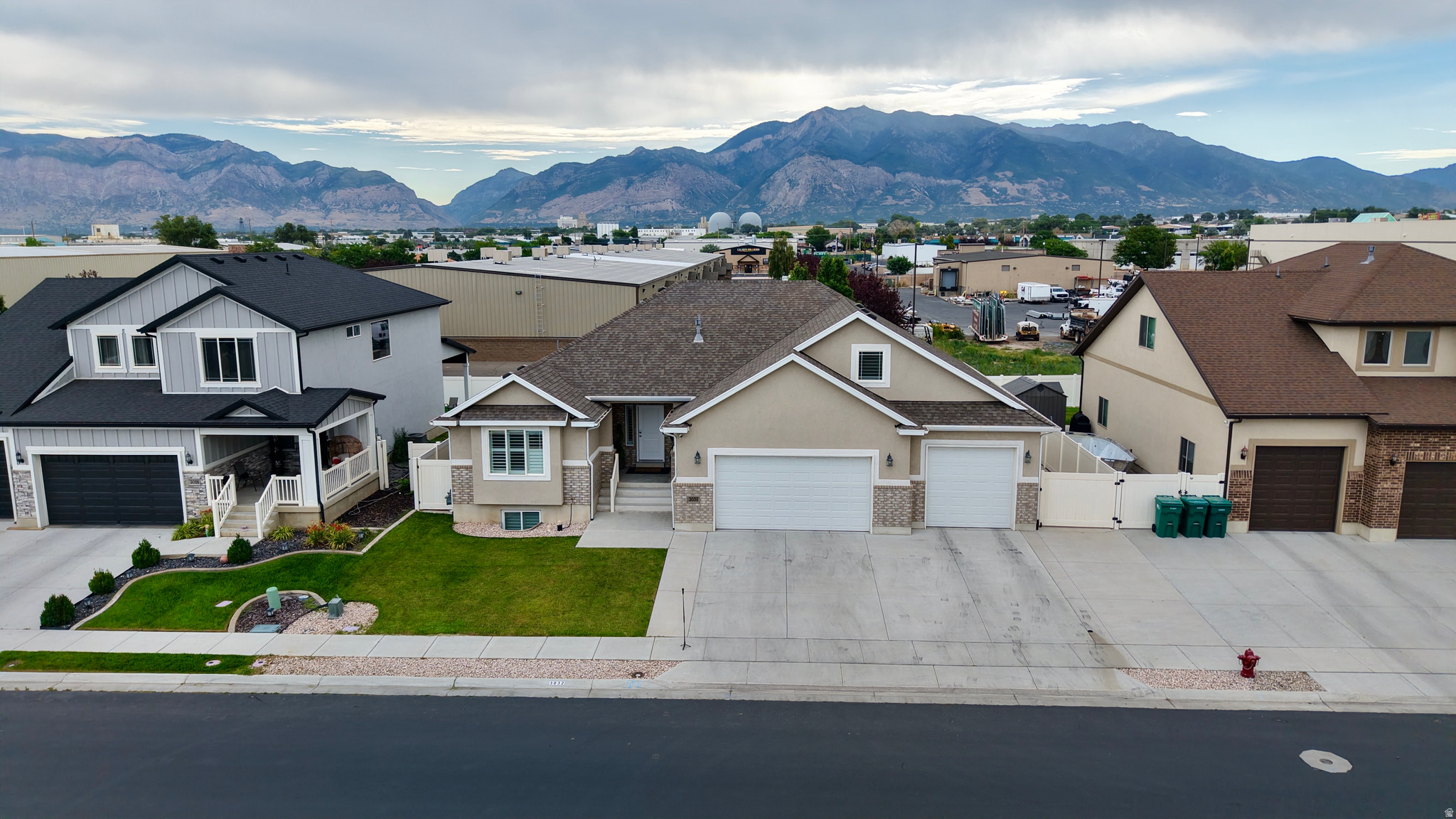 main property photo 47