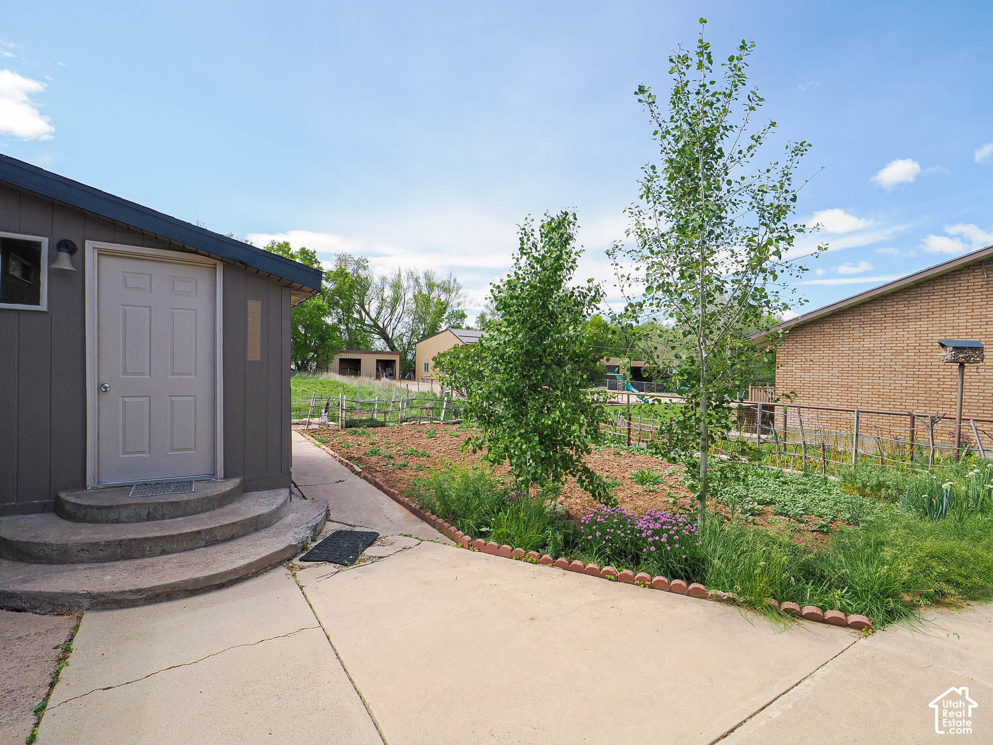 main property photo 15