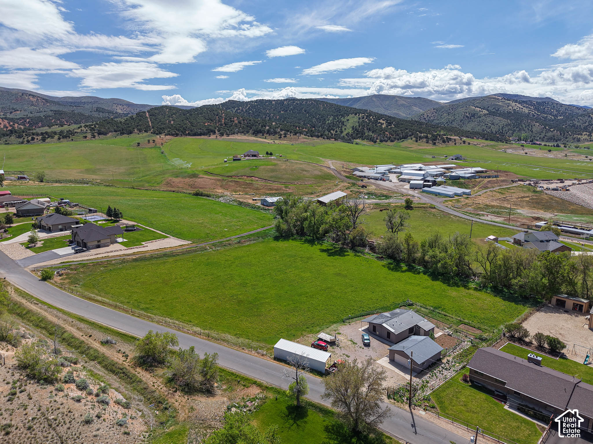 main property photo 8