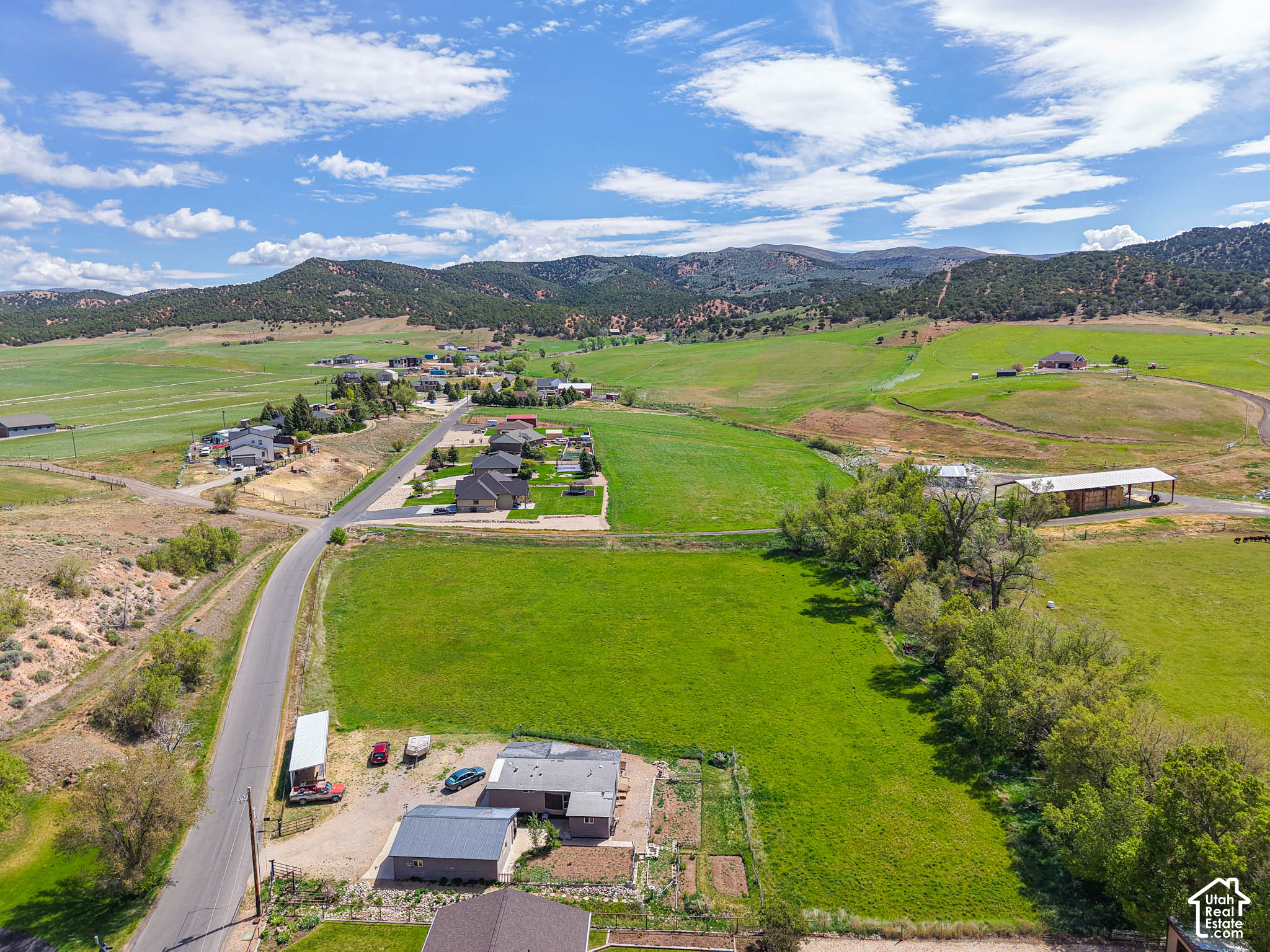 main property photo 9