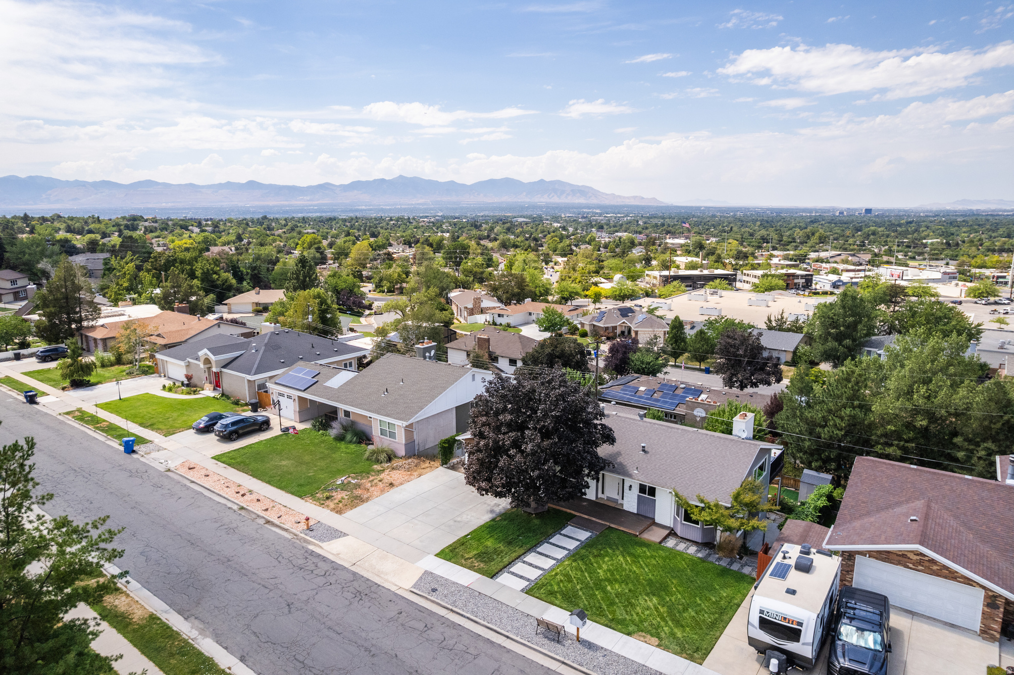 main property photo 77