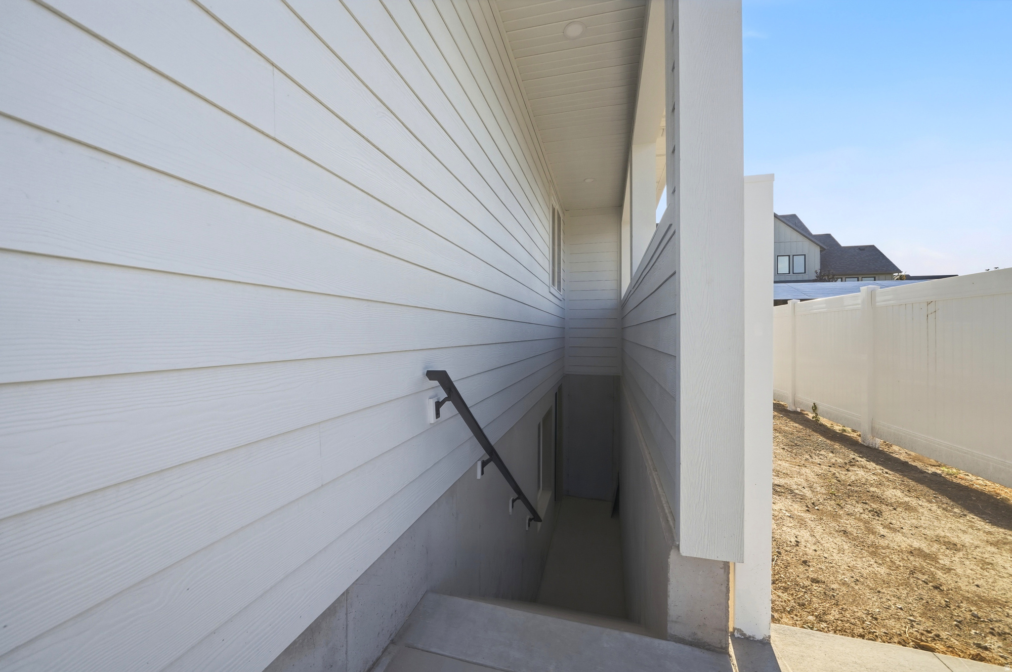 main property photo 49