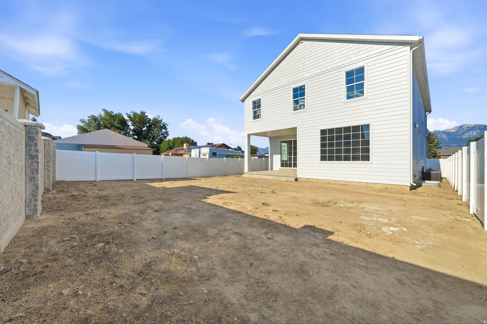 main property photo 51