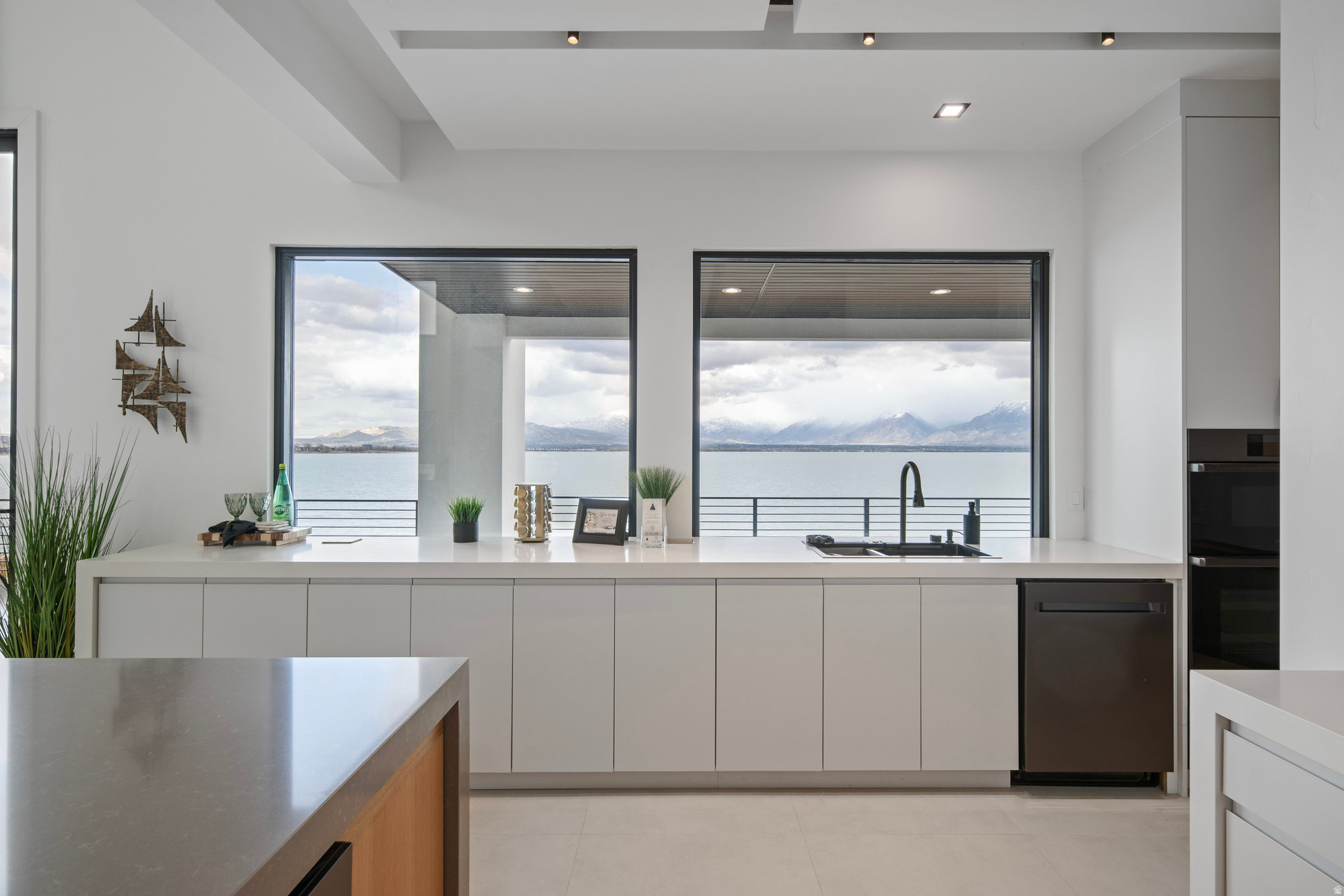 main property photo 67