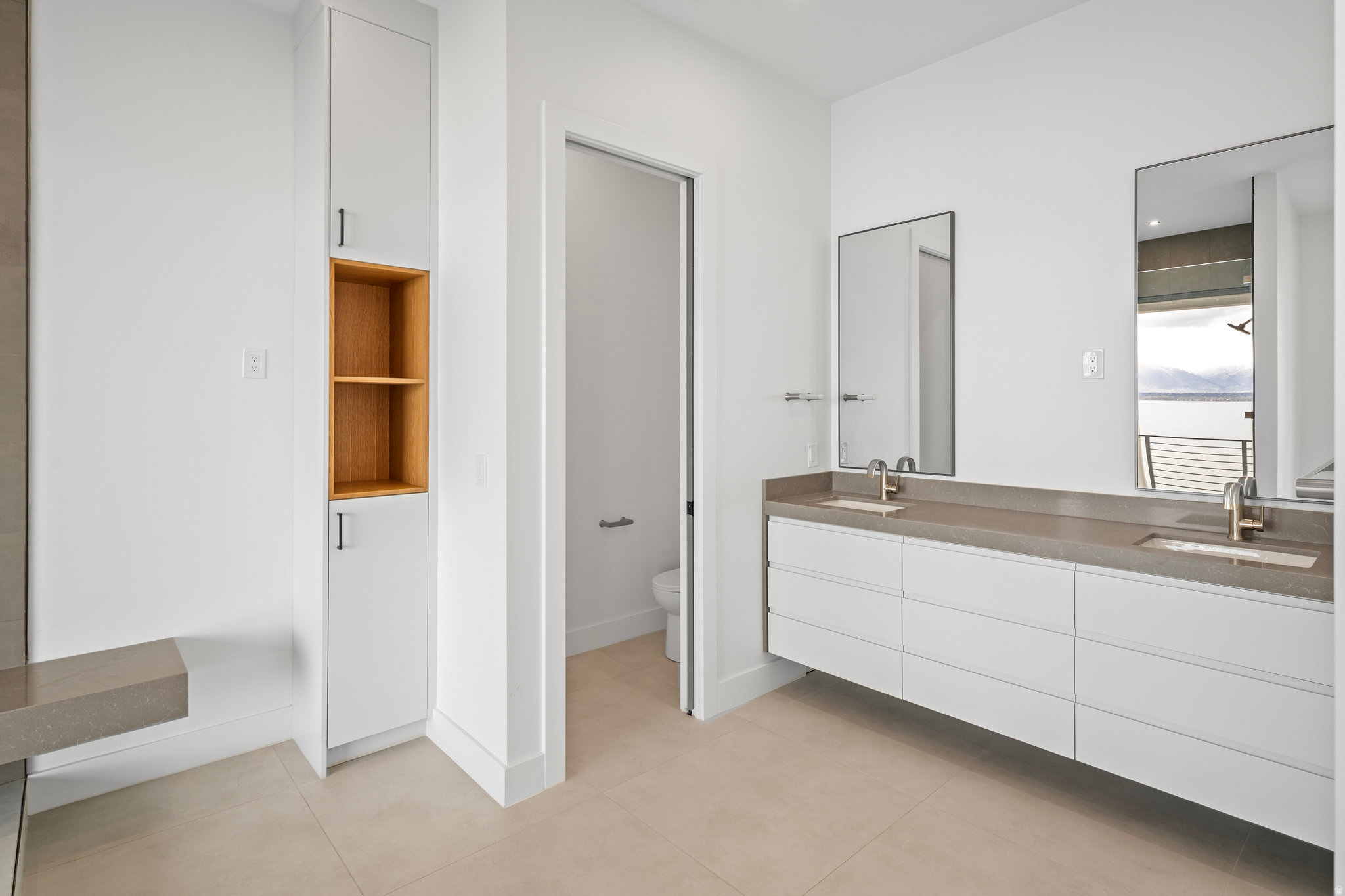 main property photo 75