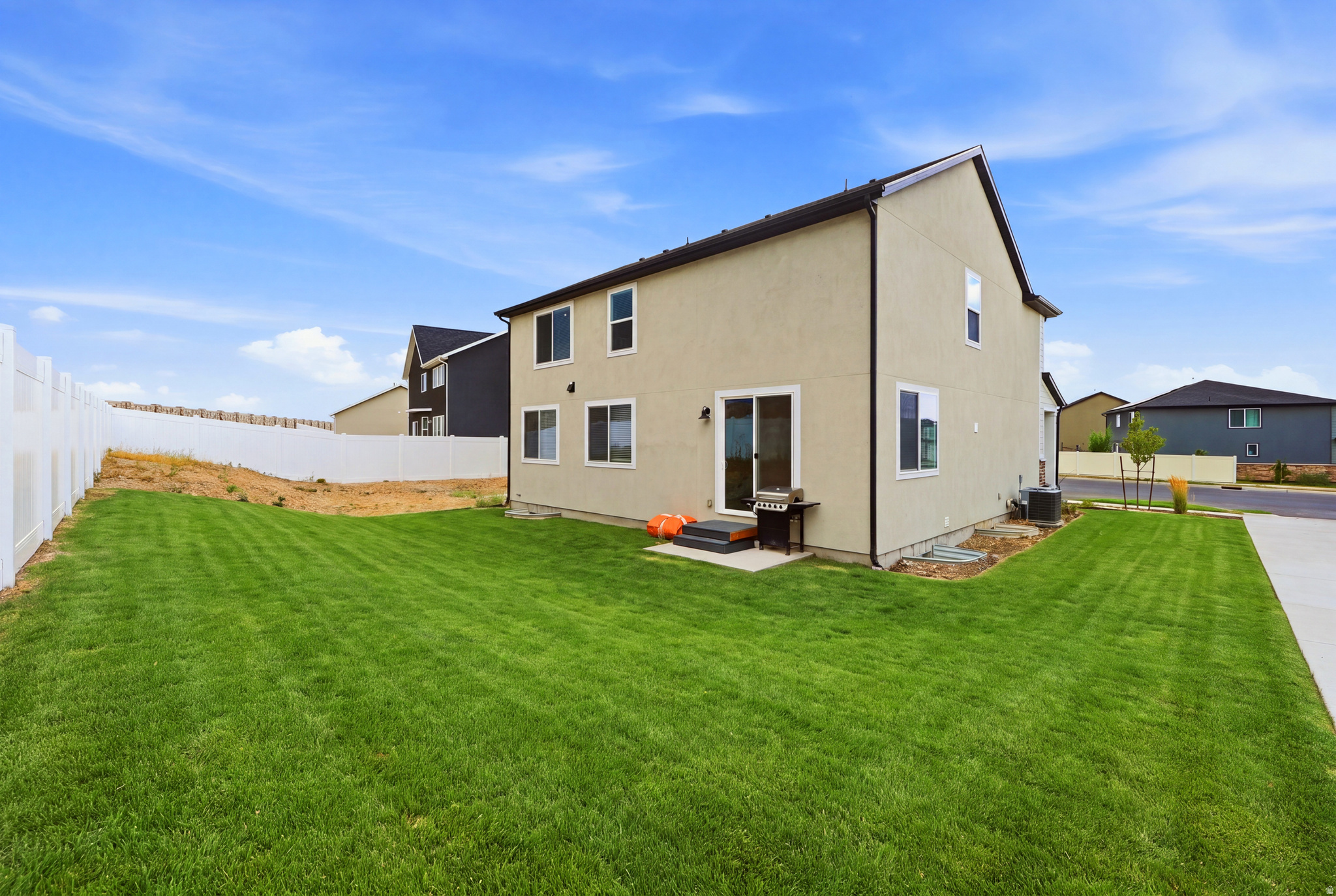 main property photo 50