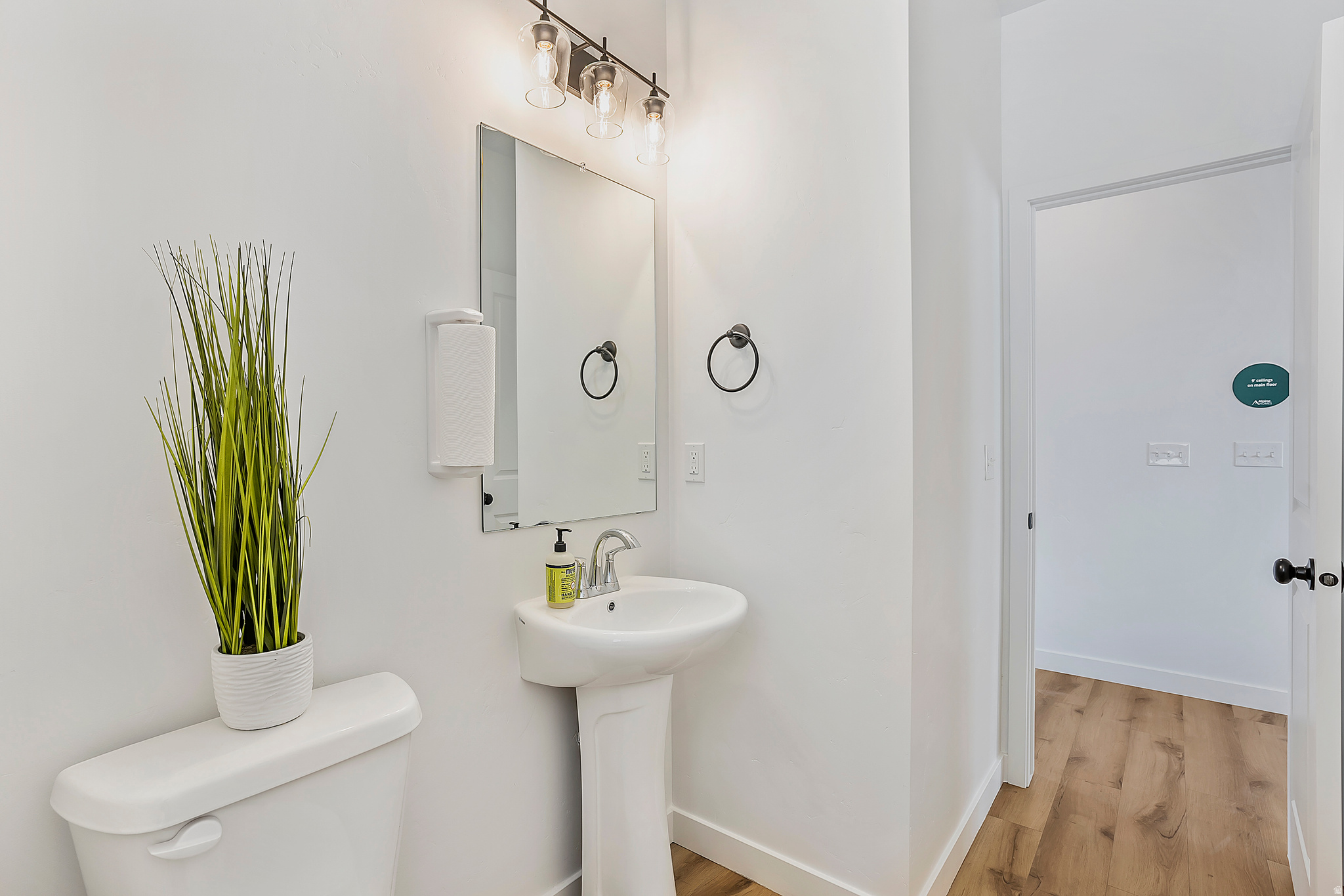 main property photo 40
