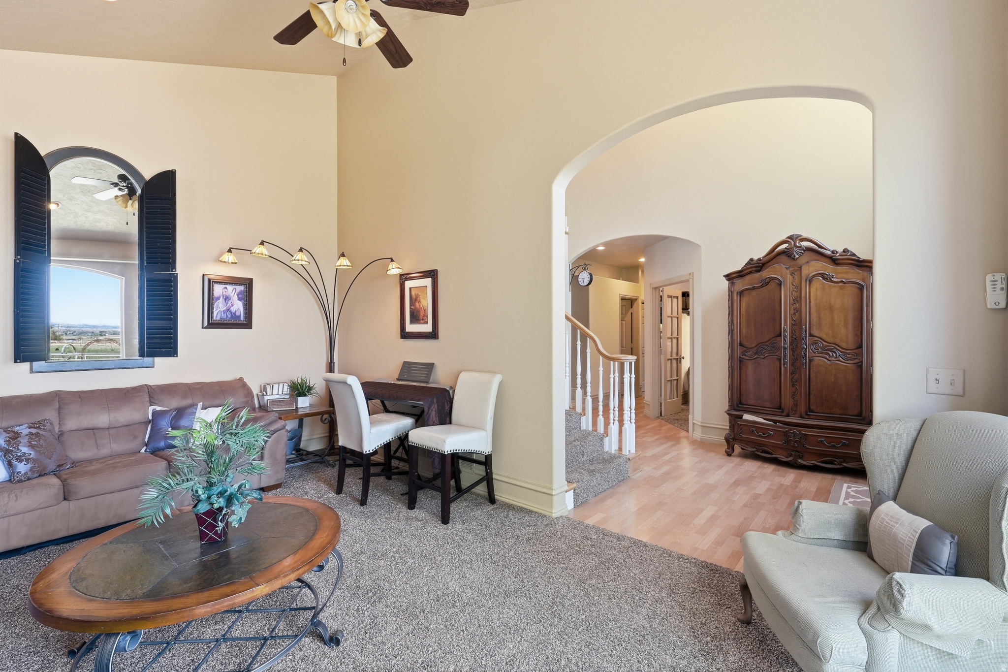 main property photo 9