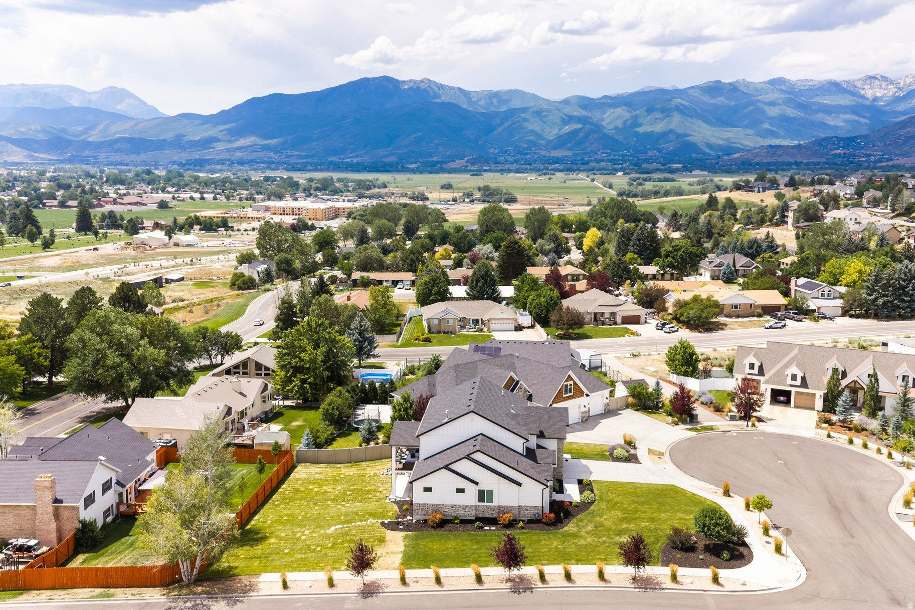main property photo 61