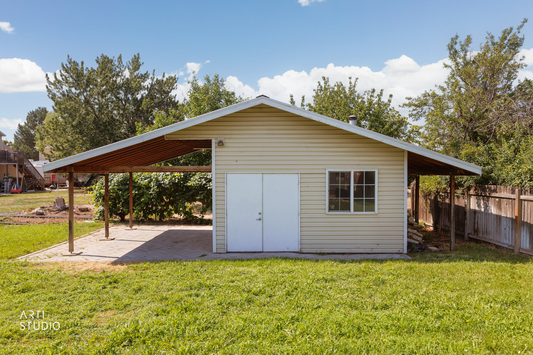 main property photo 26