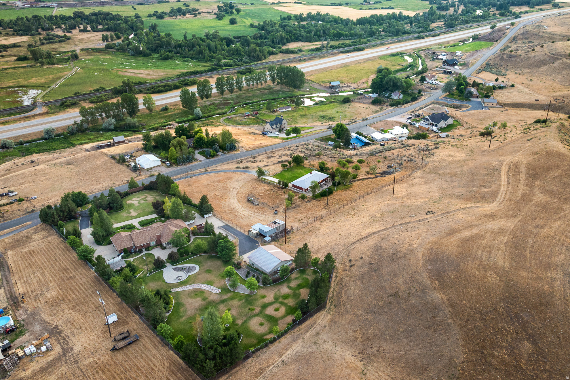 main property photo 69
