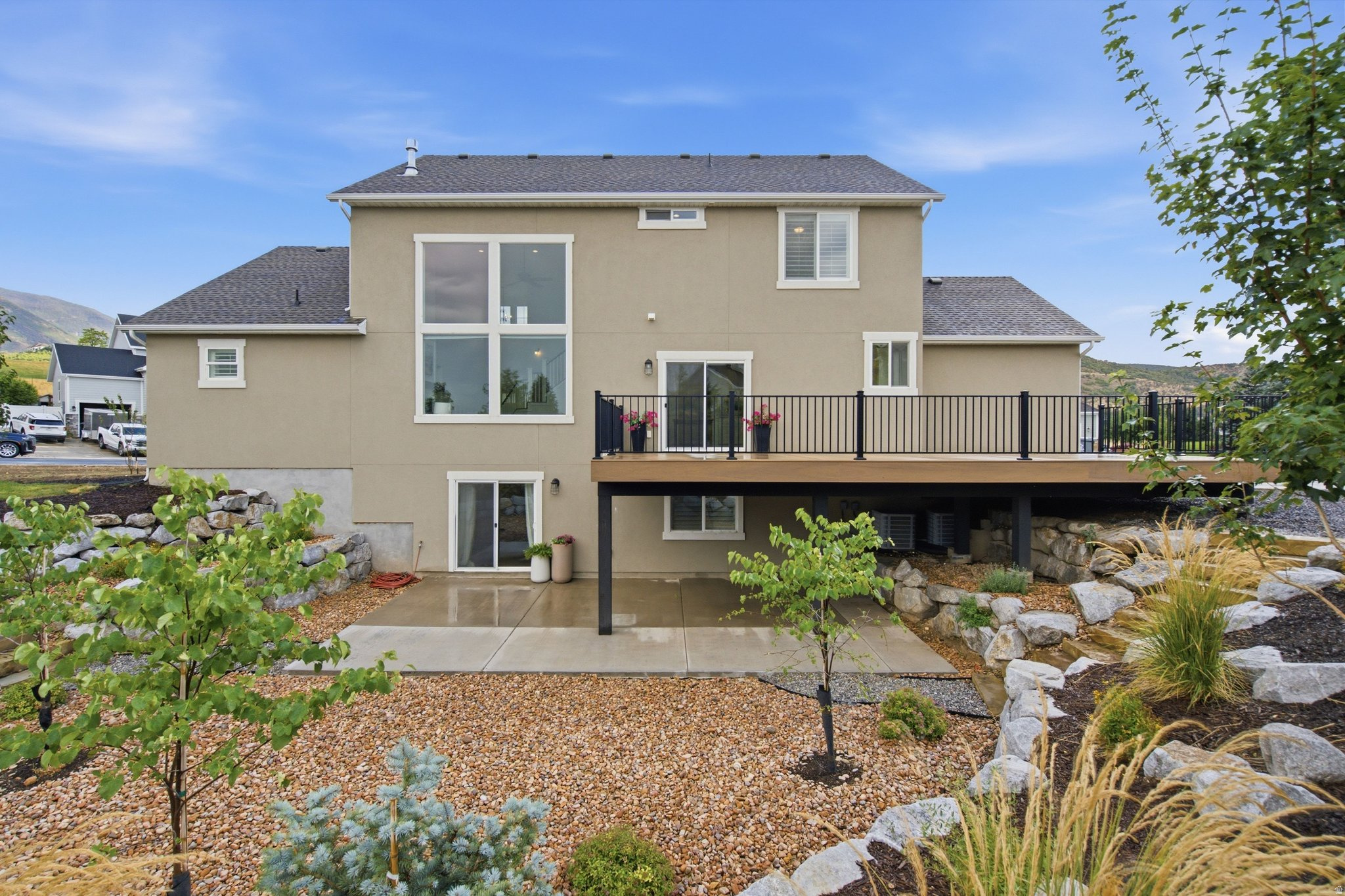 main property photo 77