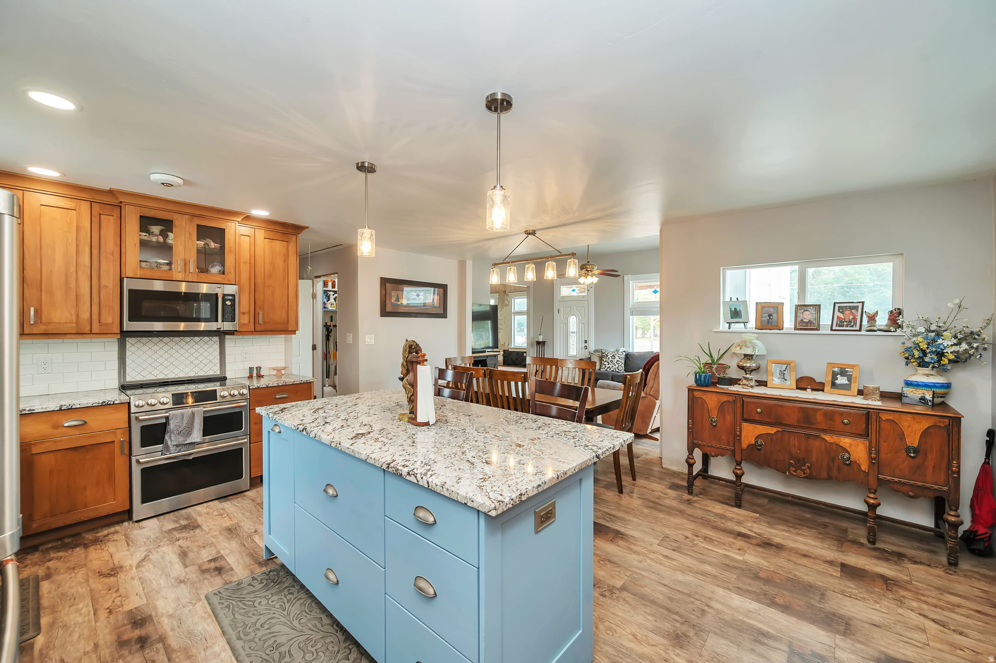 main property photo 8