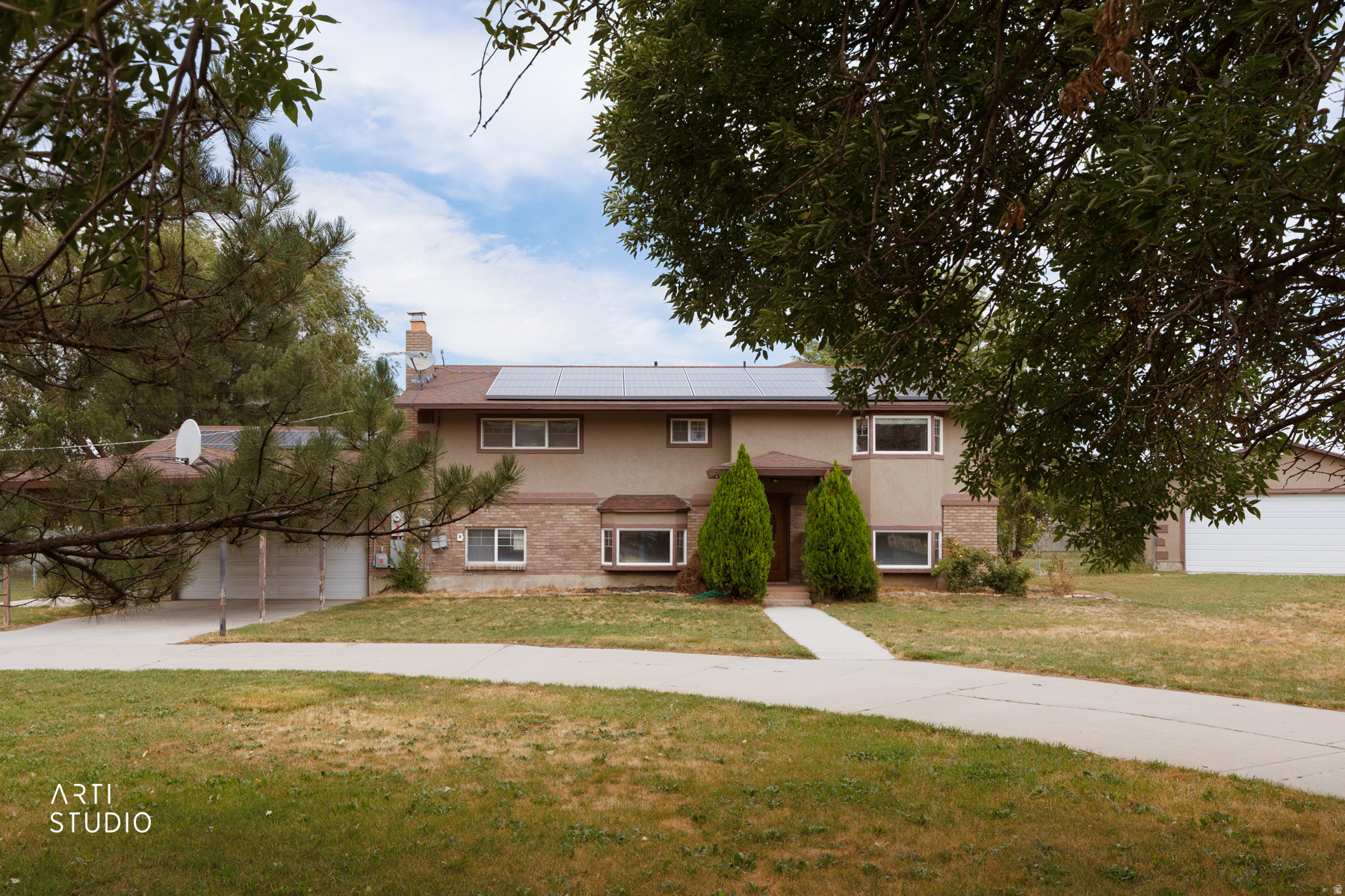 main property photo 1