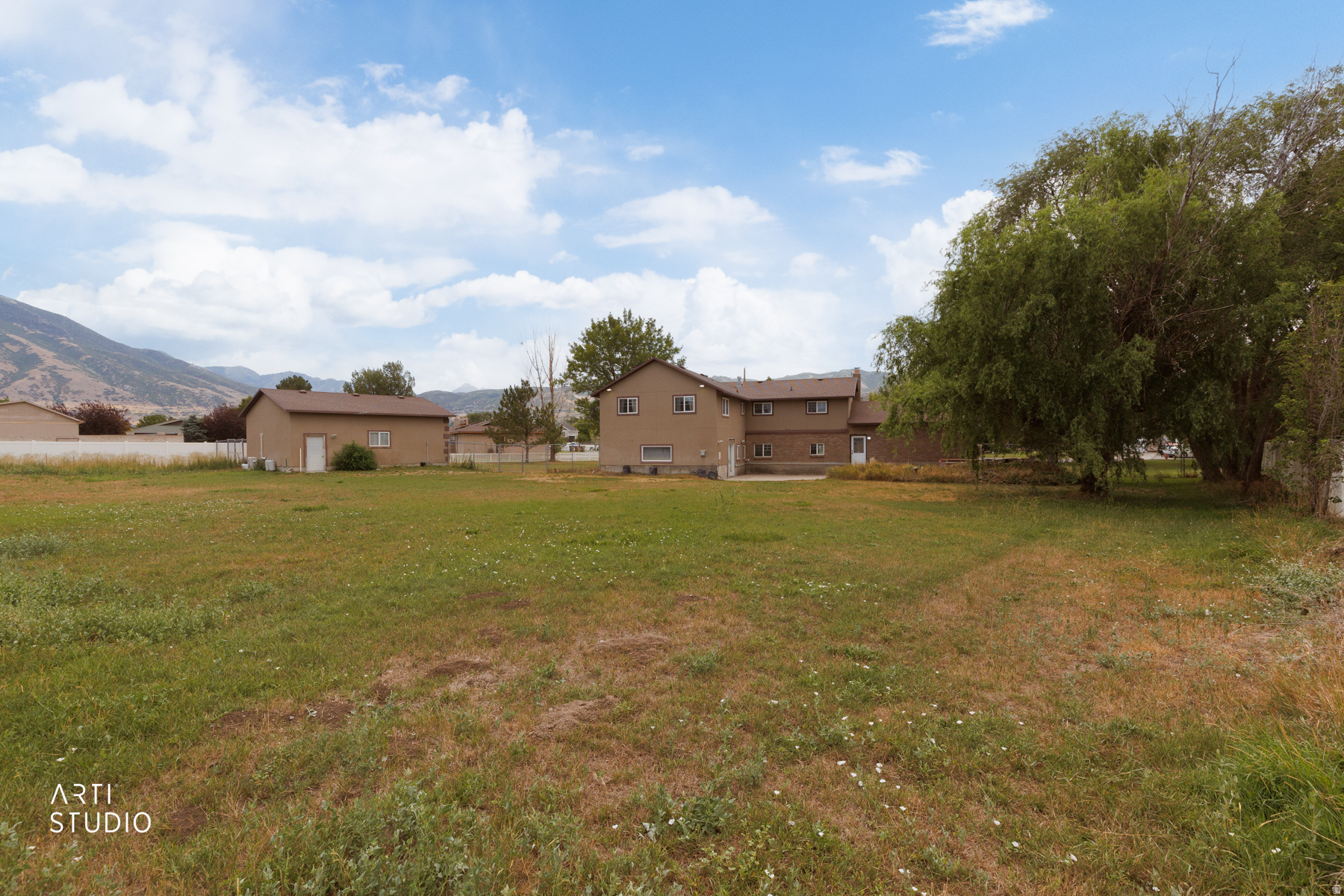 main property photo 48