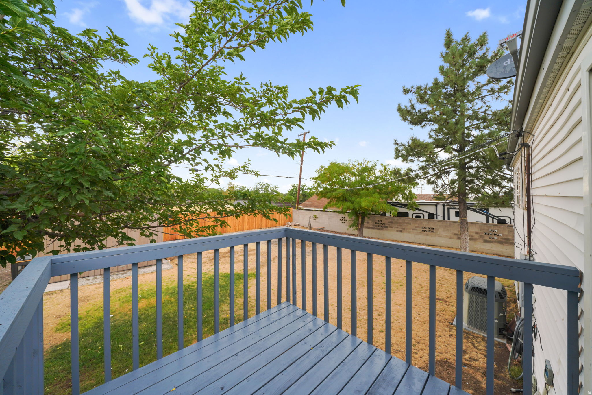 main property photo 8