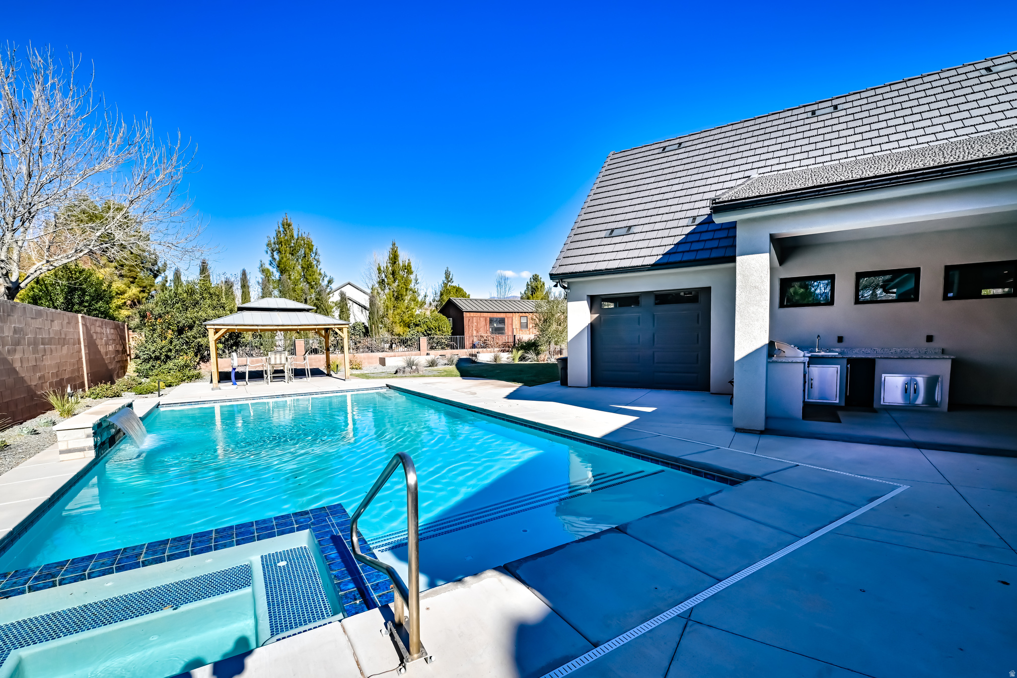 main property photo 56