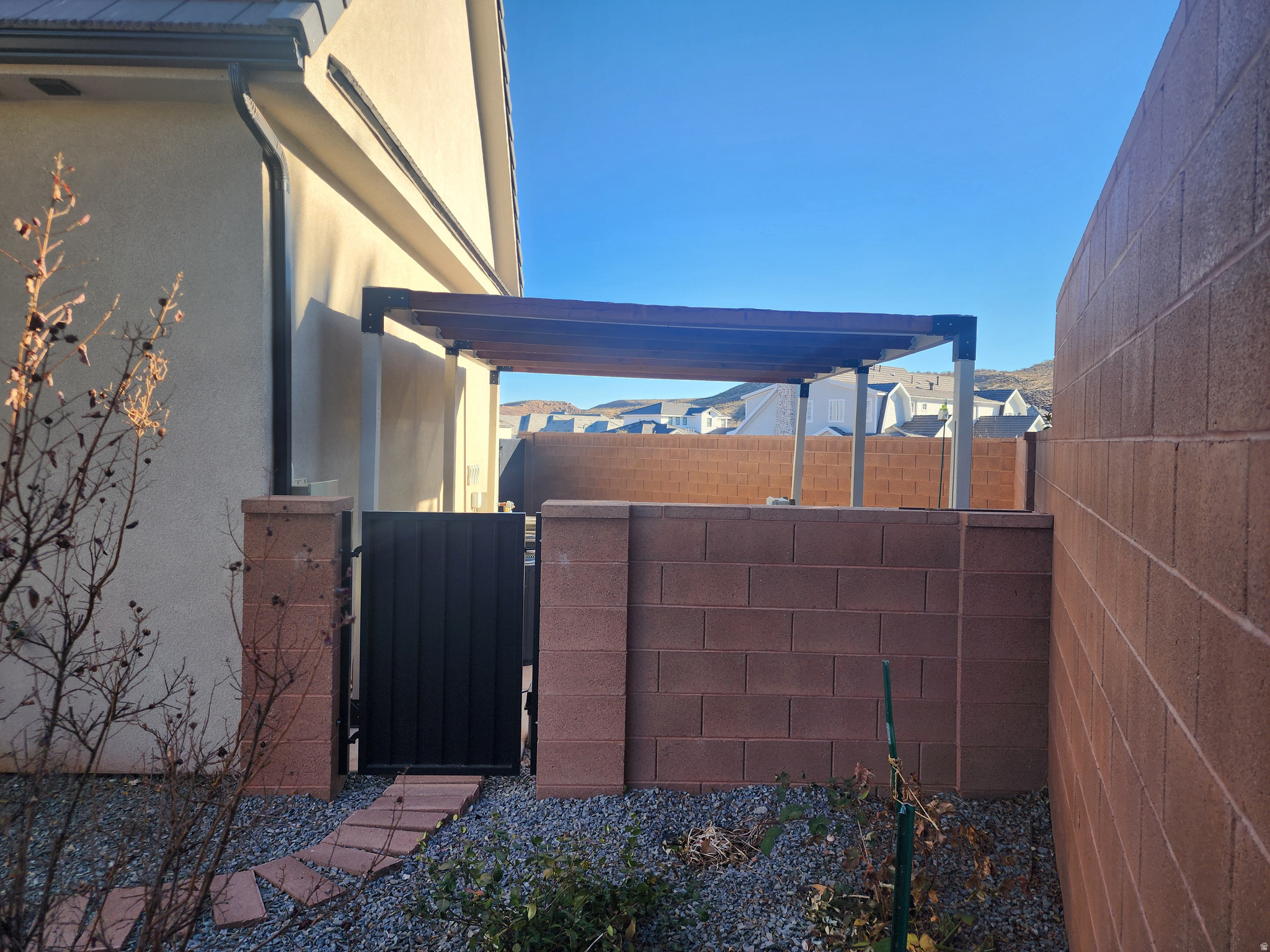 main property photo 59