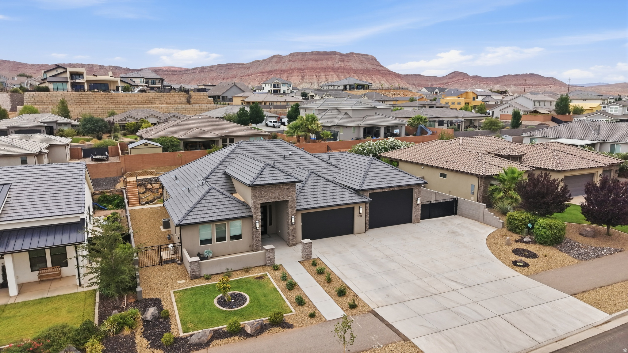 main property photo 41