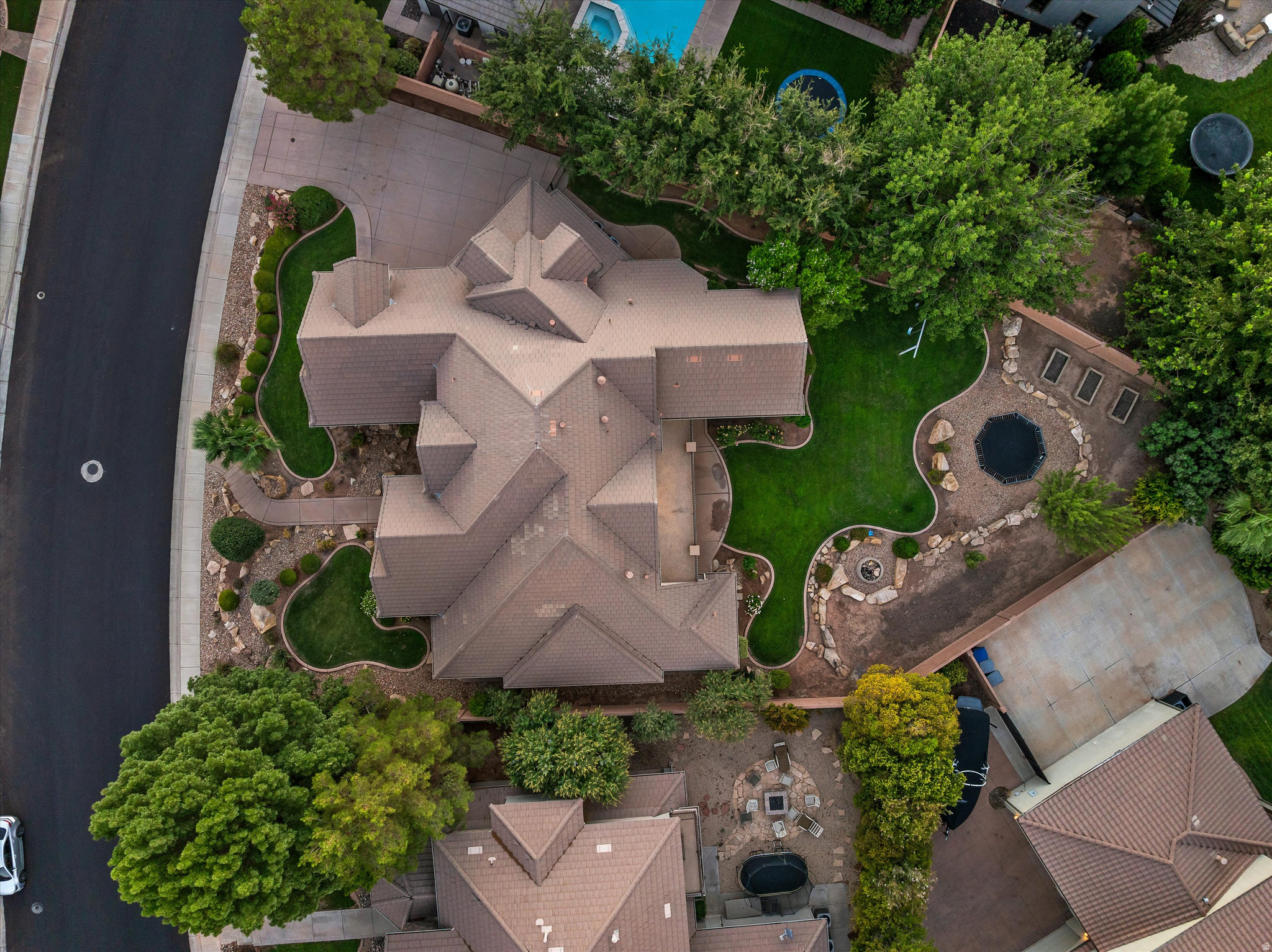 main property photo 72