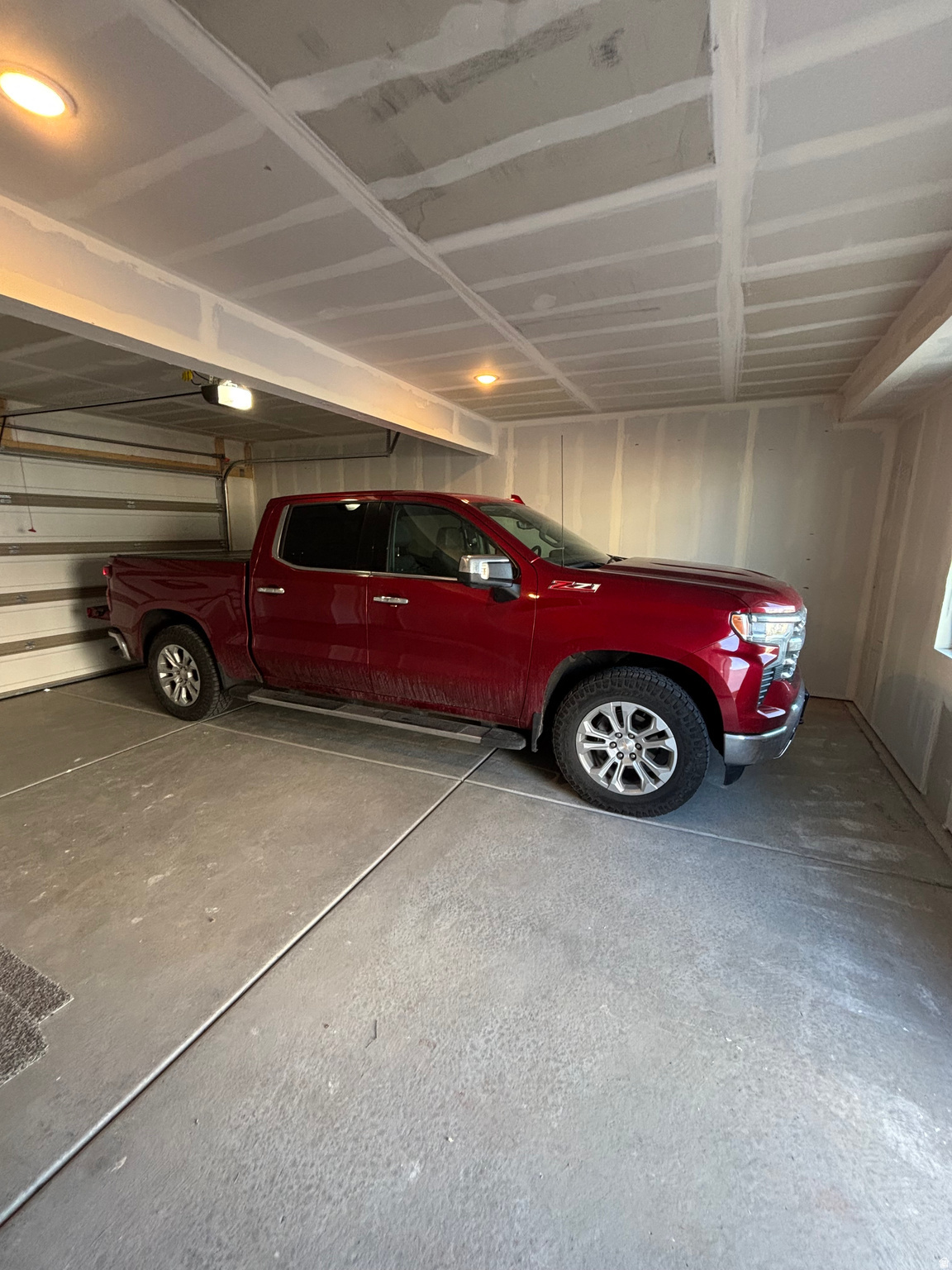 main property photo 31