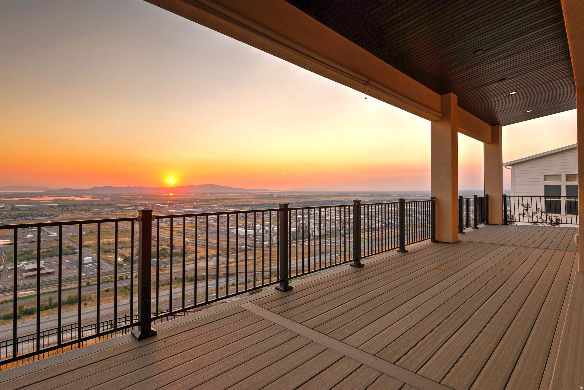 main property photo 60