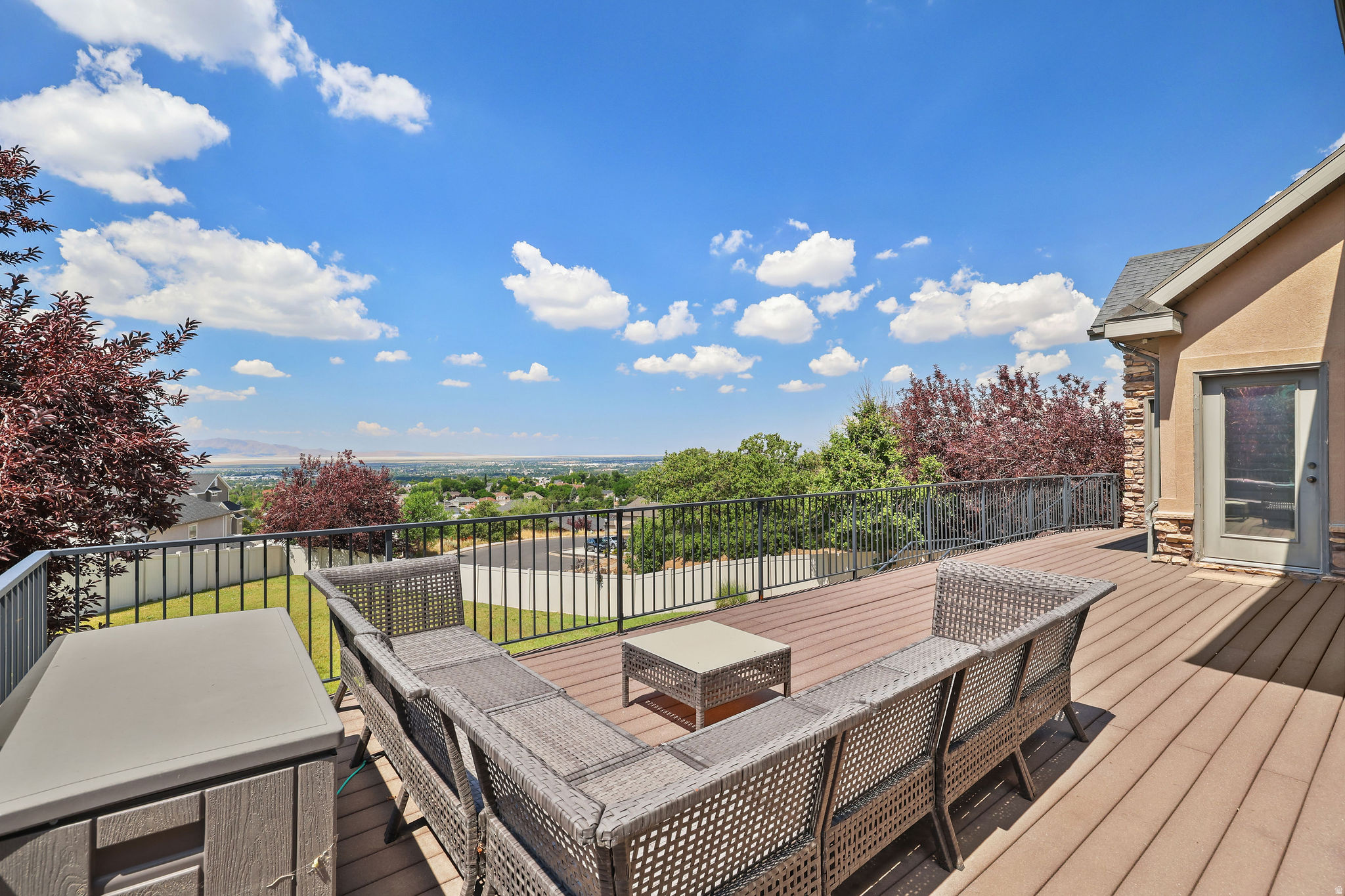 main property photo 62