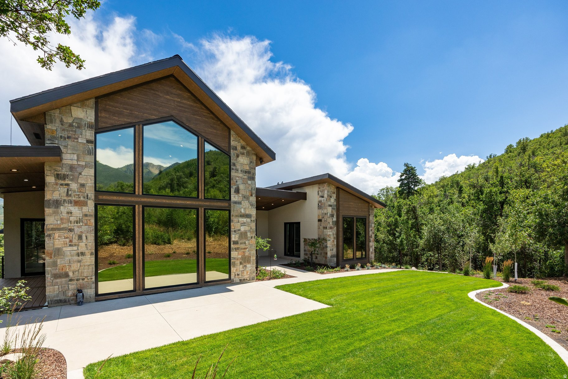 main property photo 71