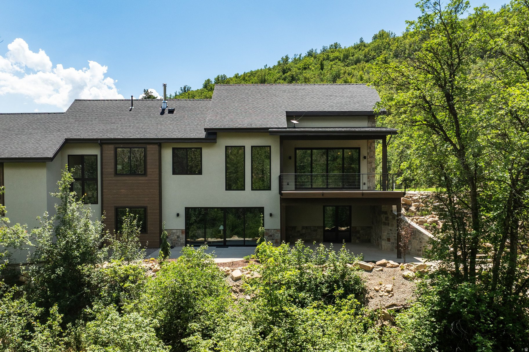main property photo 87