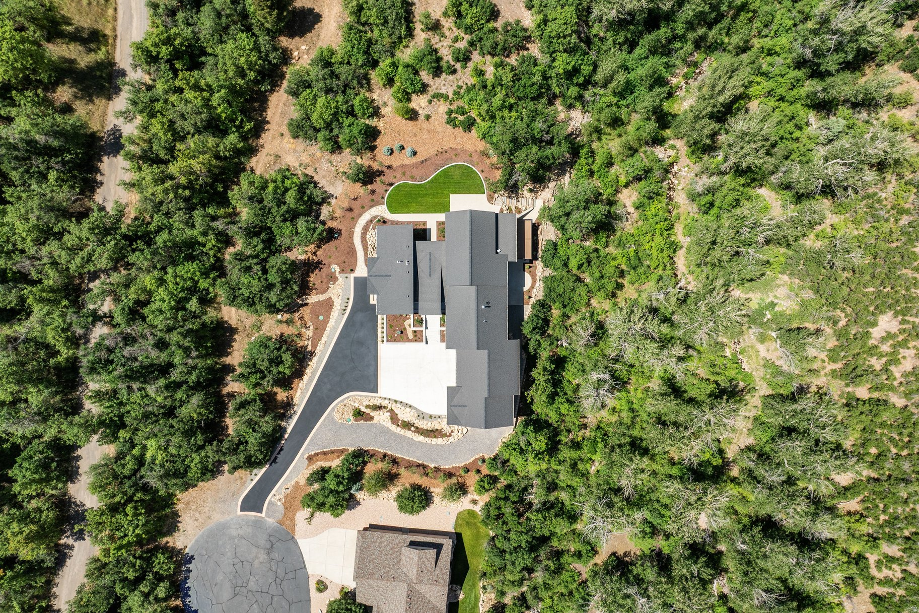 main property photo 91