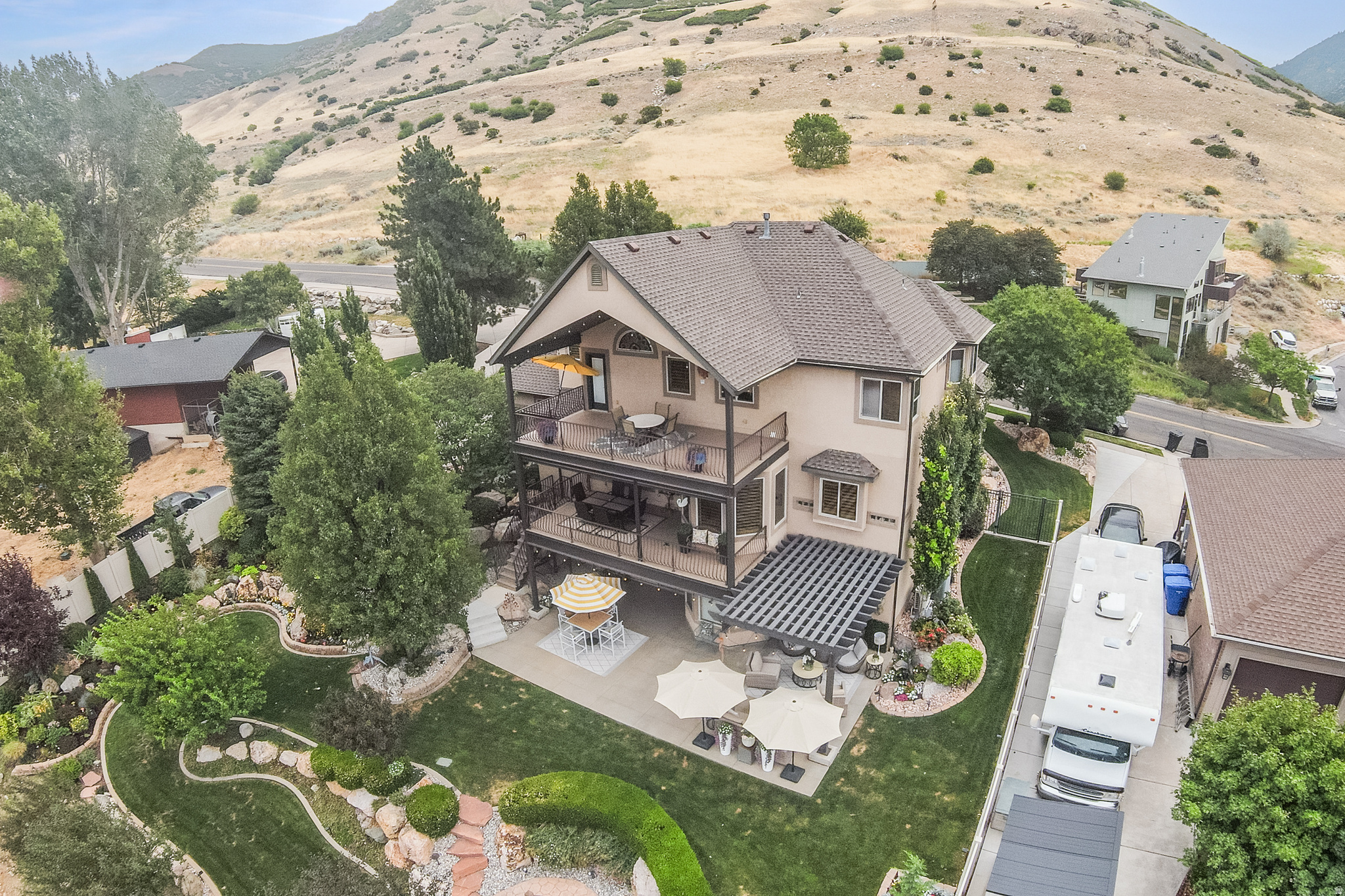 main property photo 78
