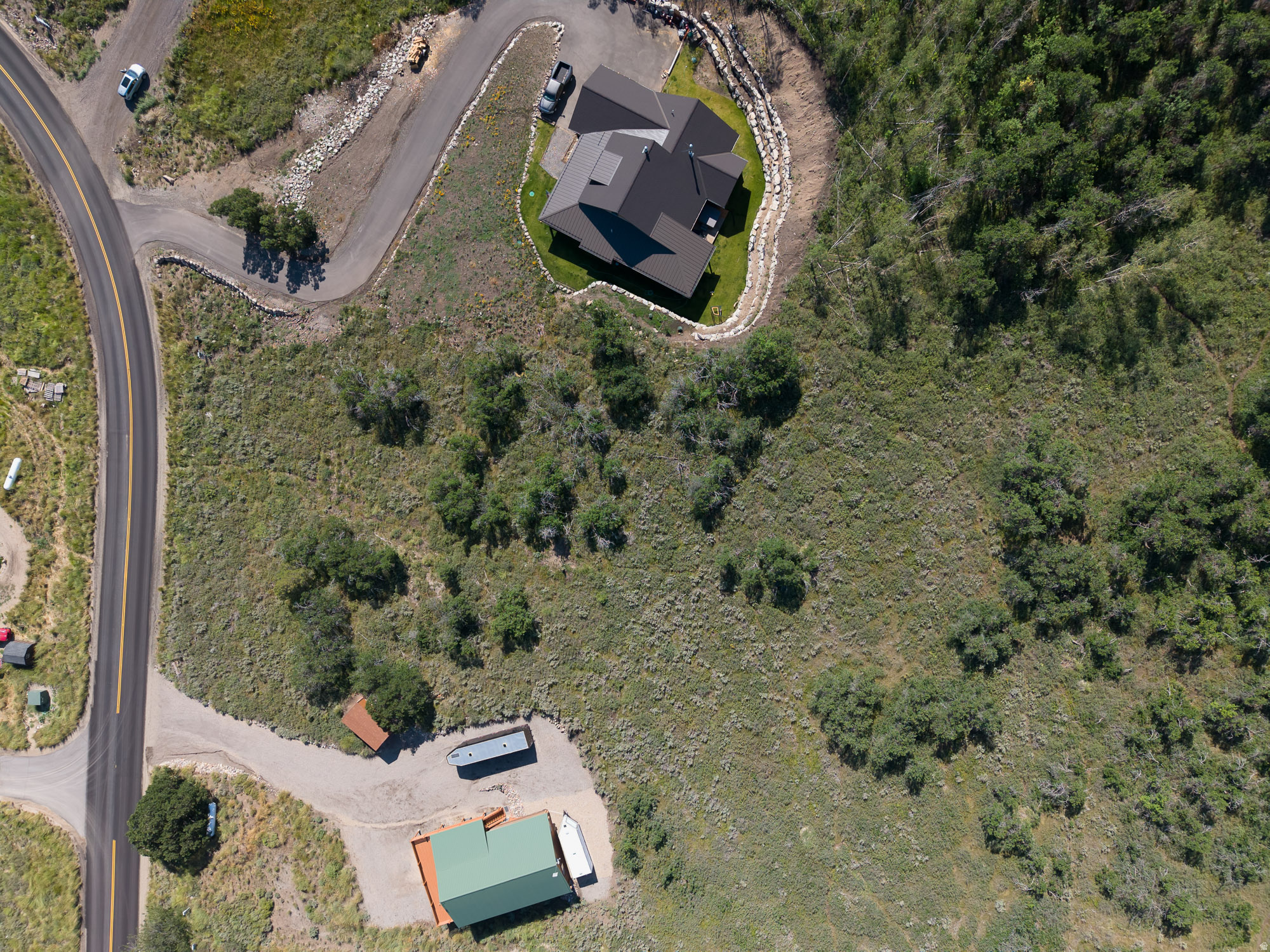 main property photo 7