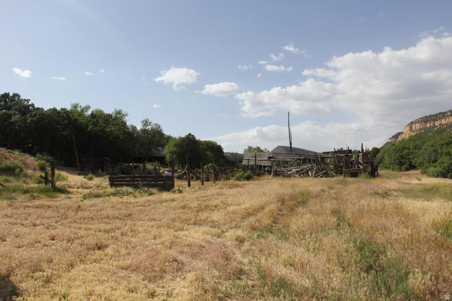 main property photo 29
