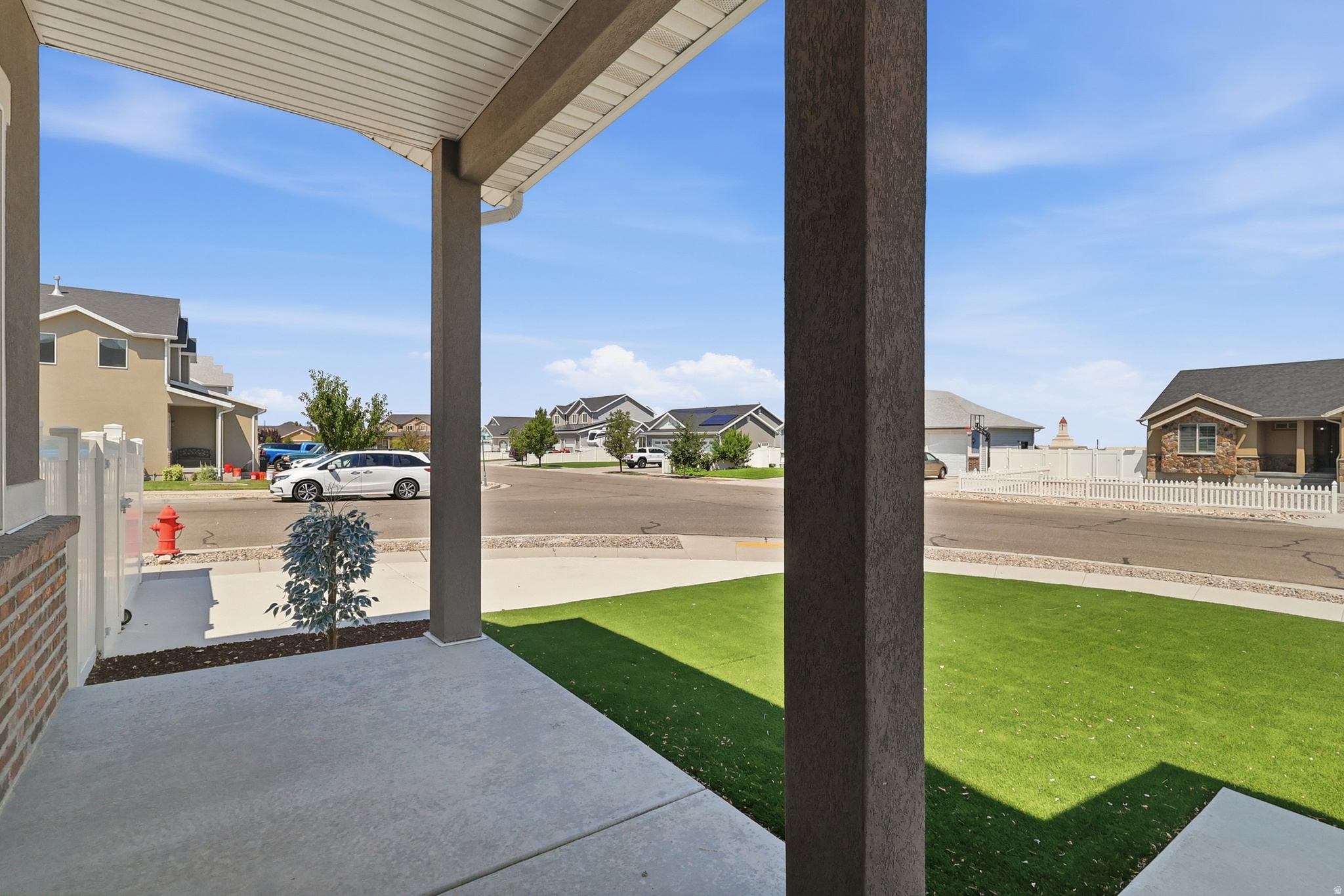 main property photo 45