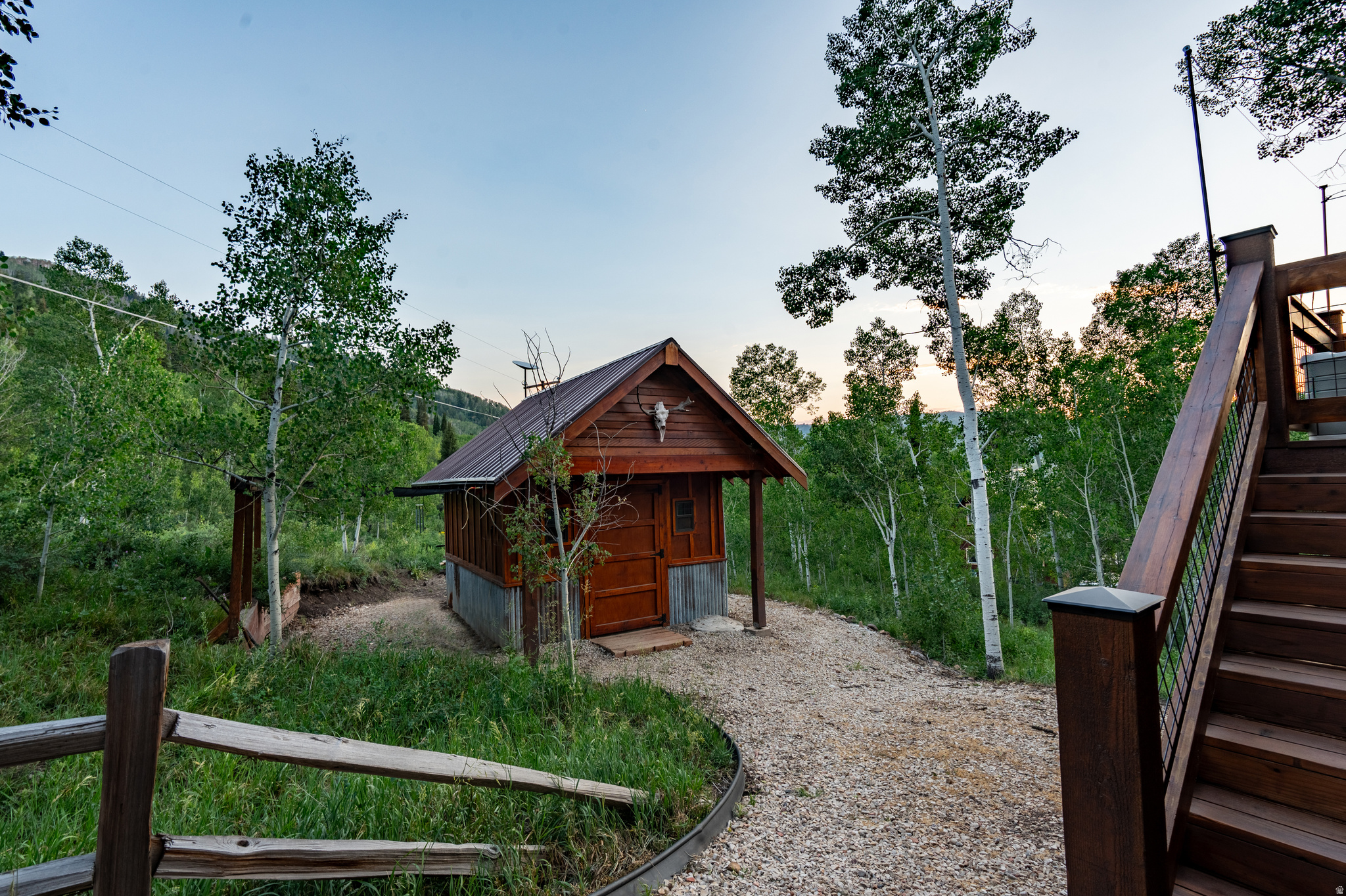 main property photo 23