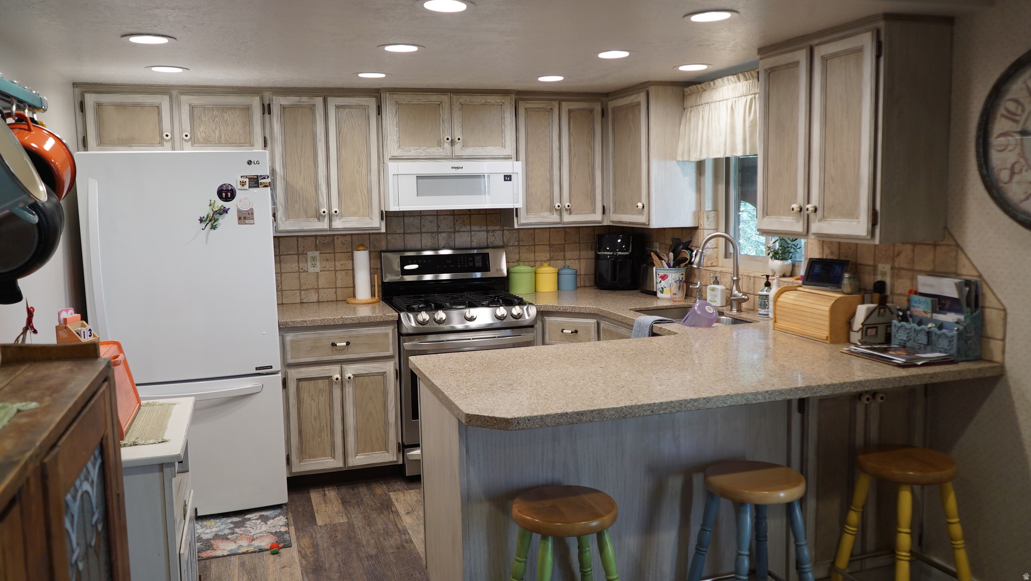 main property photo 1