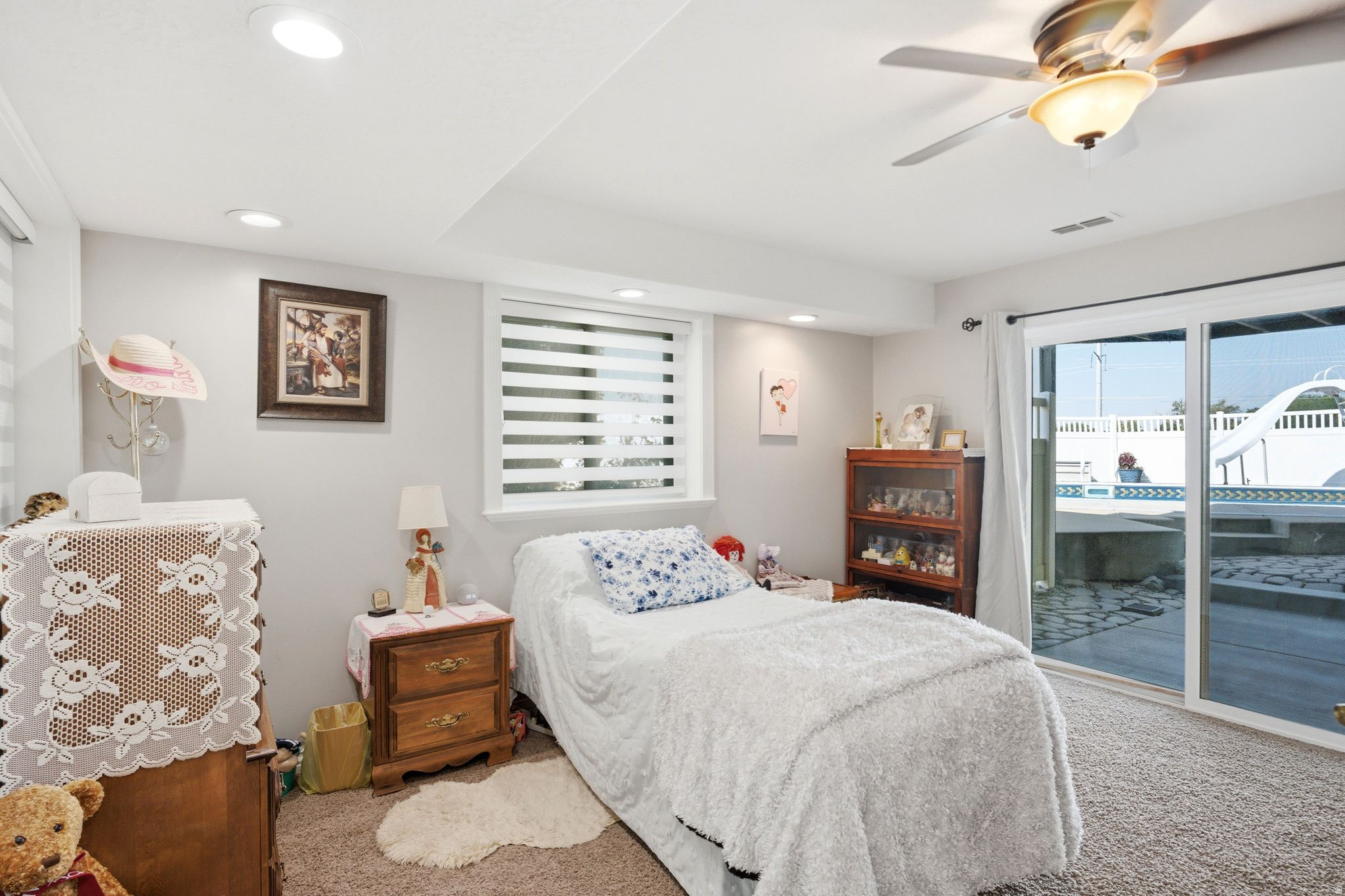 main property photo 76