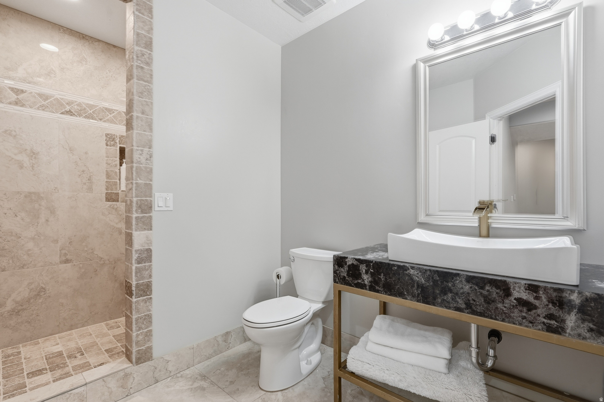 main property photo 64