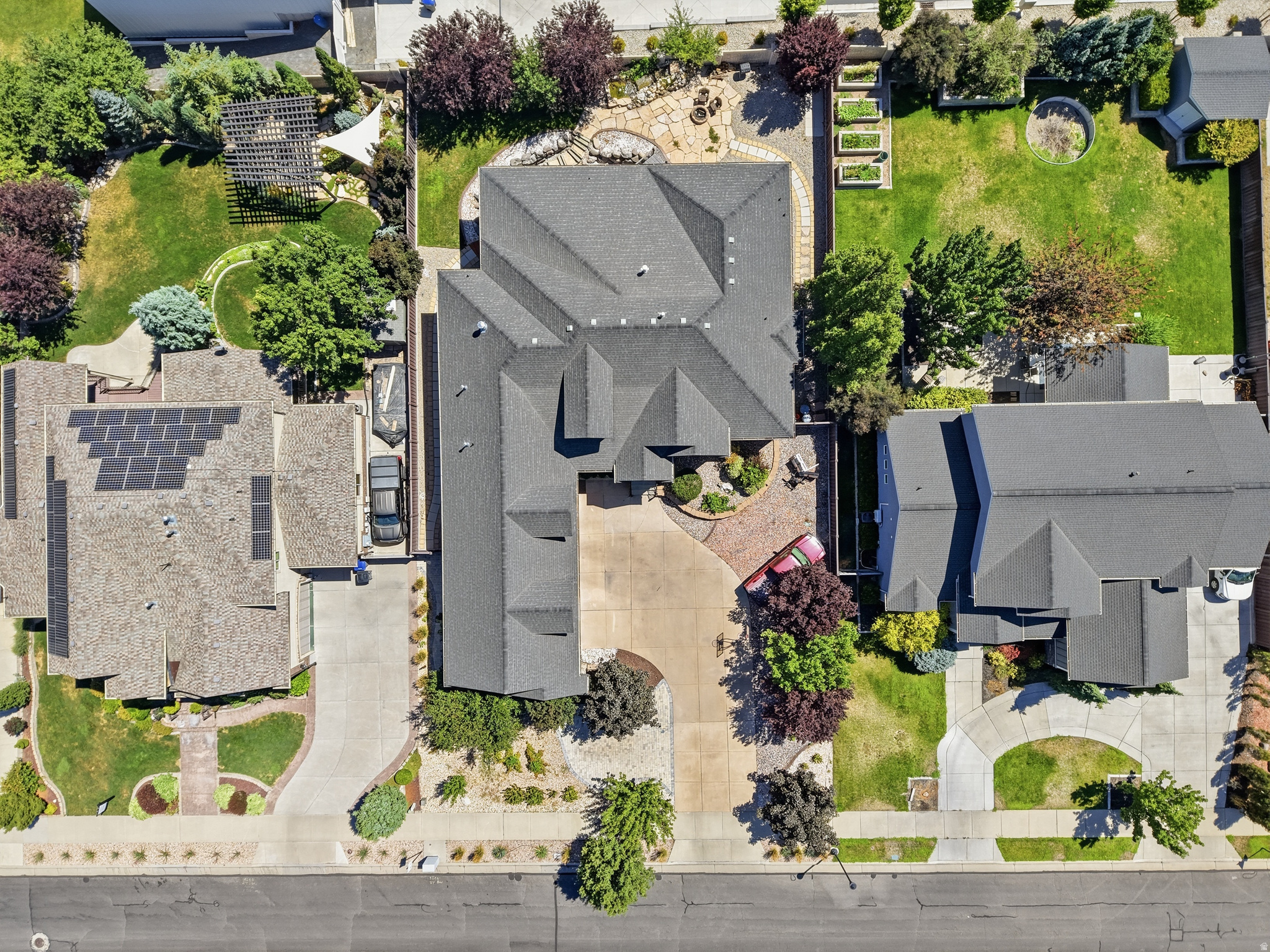 main property photo 73
