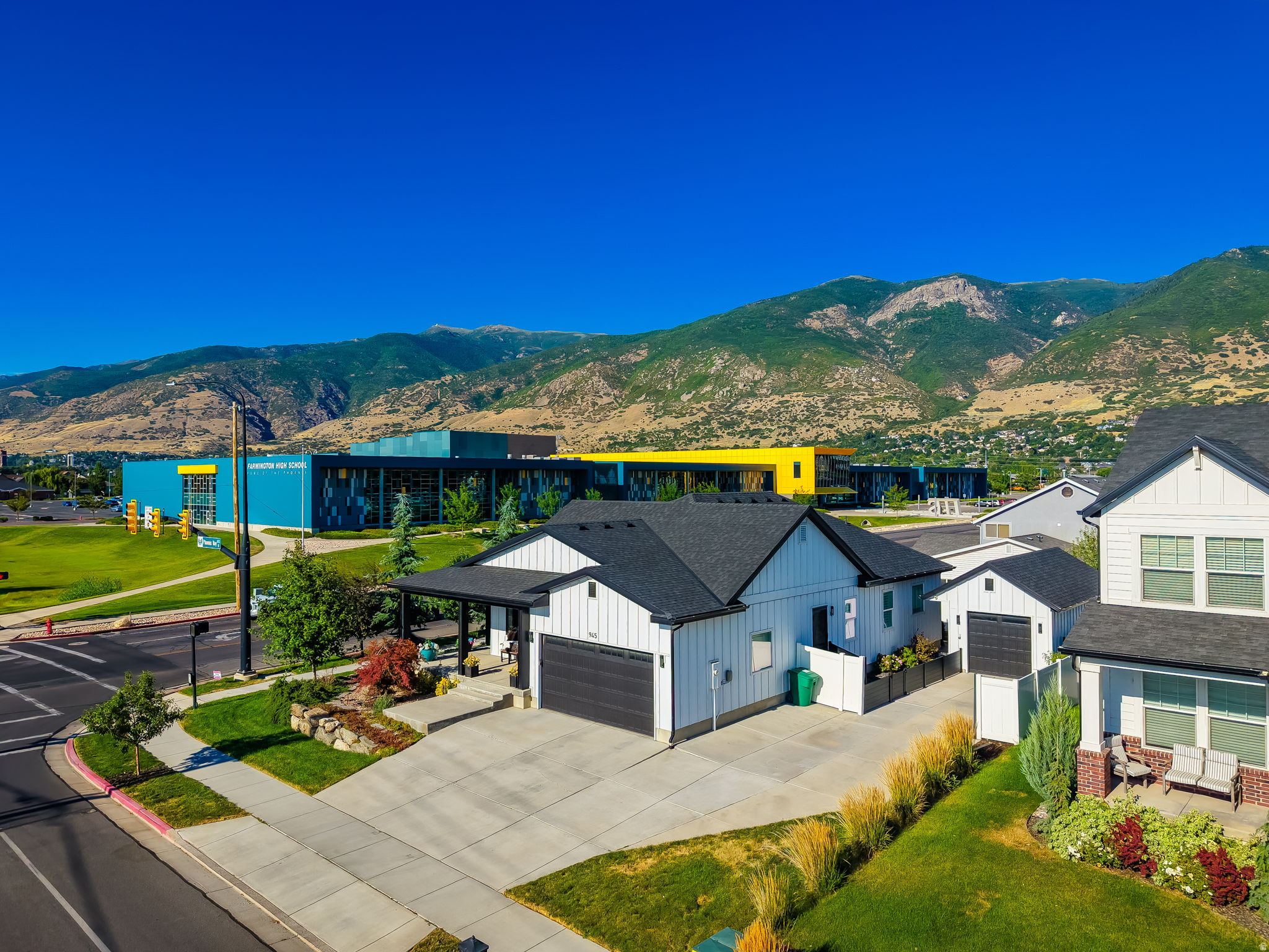 main property photo 41