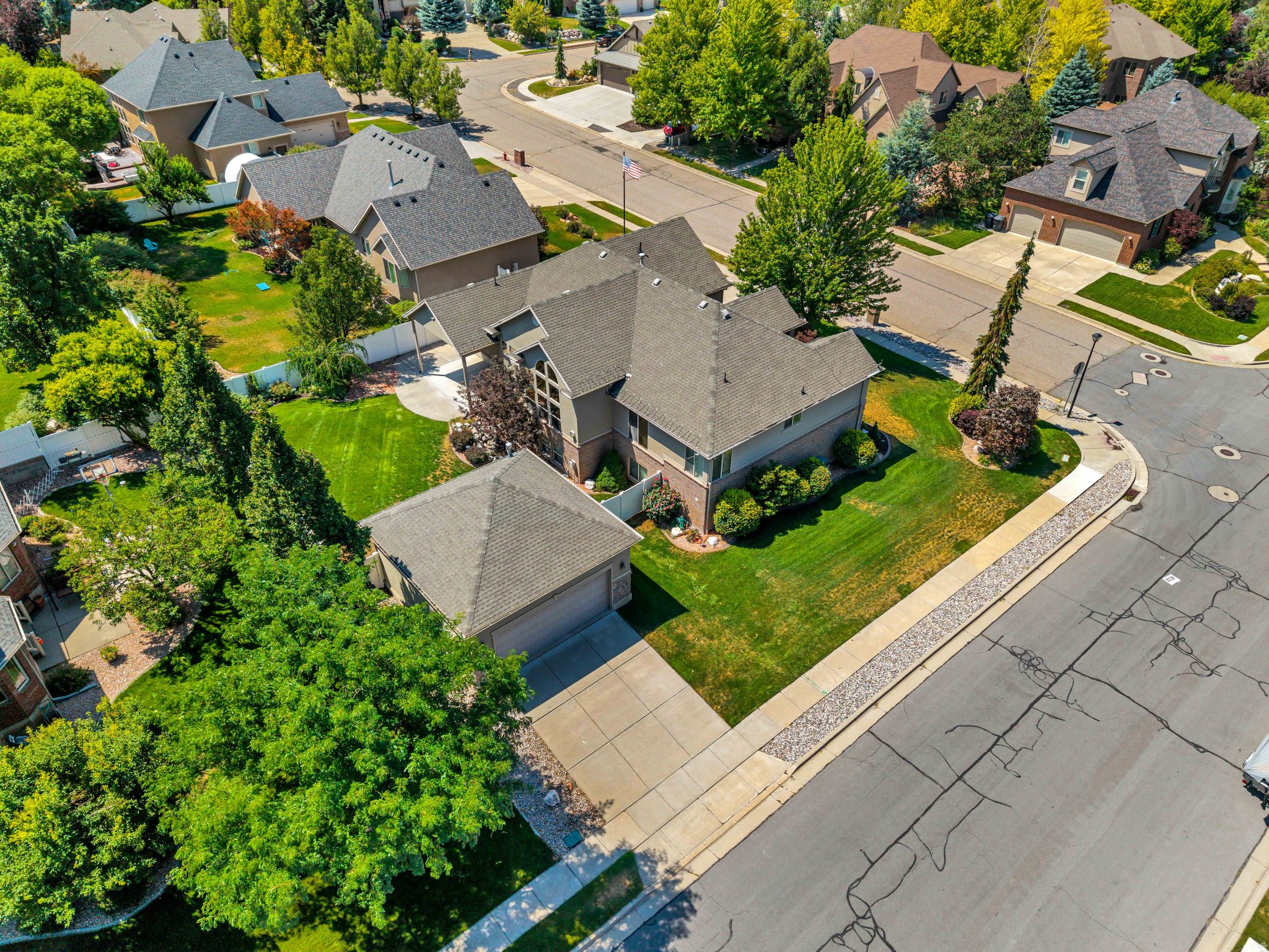 main property photo 60