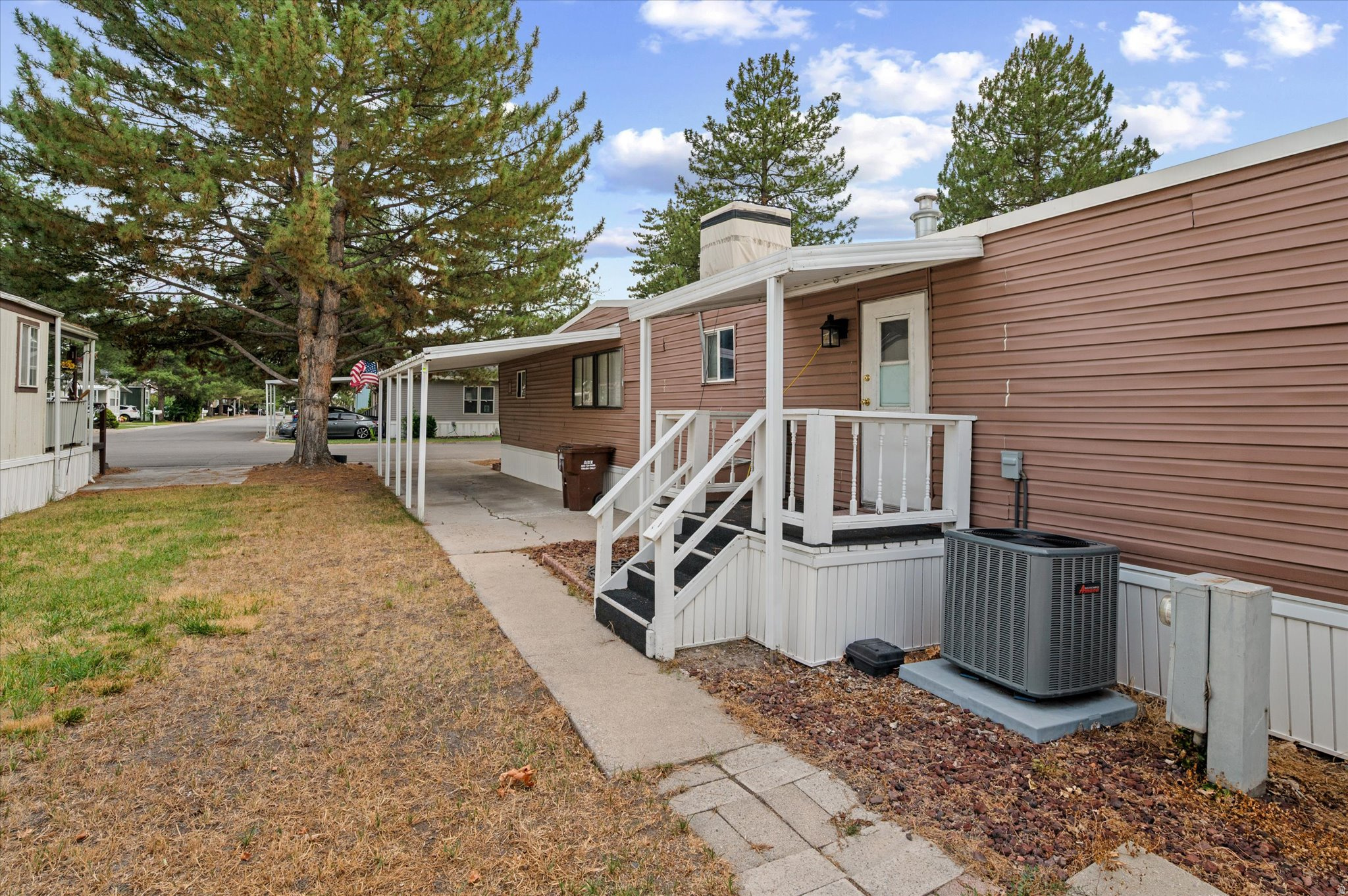 main property photo 29